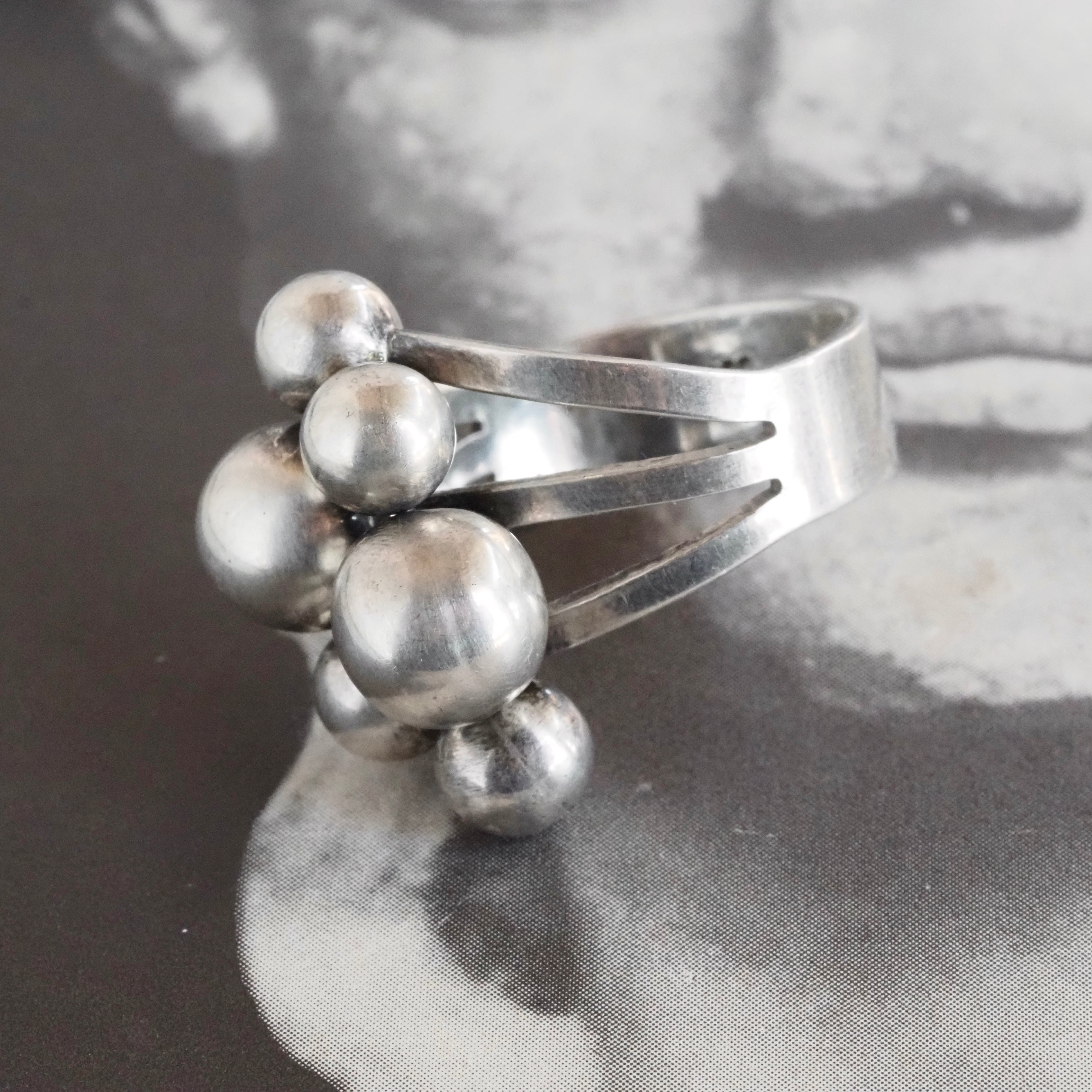 Vintage Mexican Sterling Silver Sculptural Ball Ring