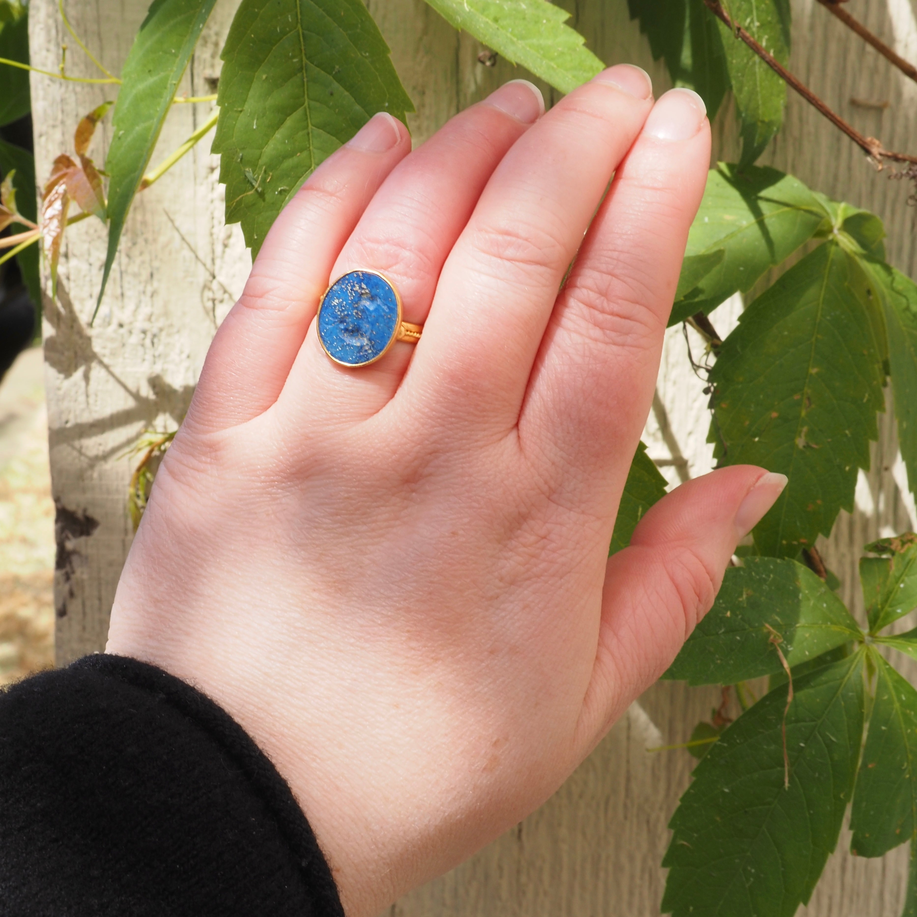 Vintage 22k Gold Lapis Goat Intaglio Ring