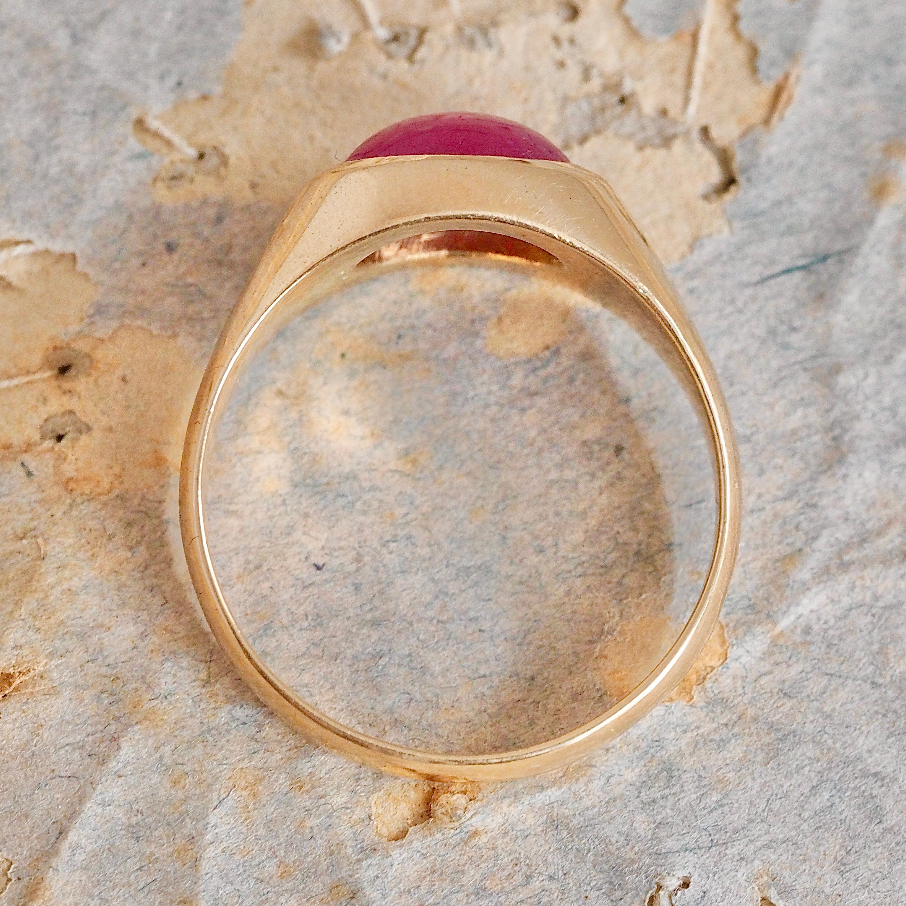 Vintage 14k Gold Natural Ruby East West Dome Ring