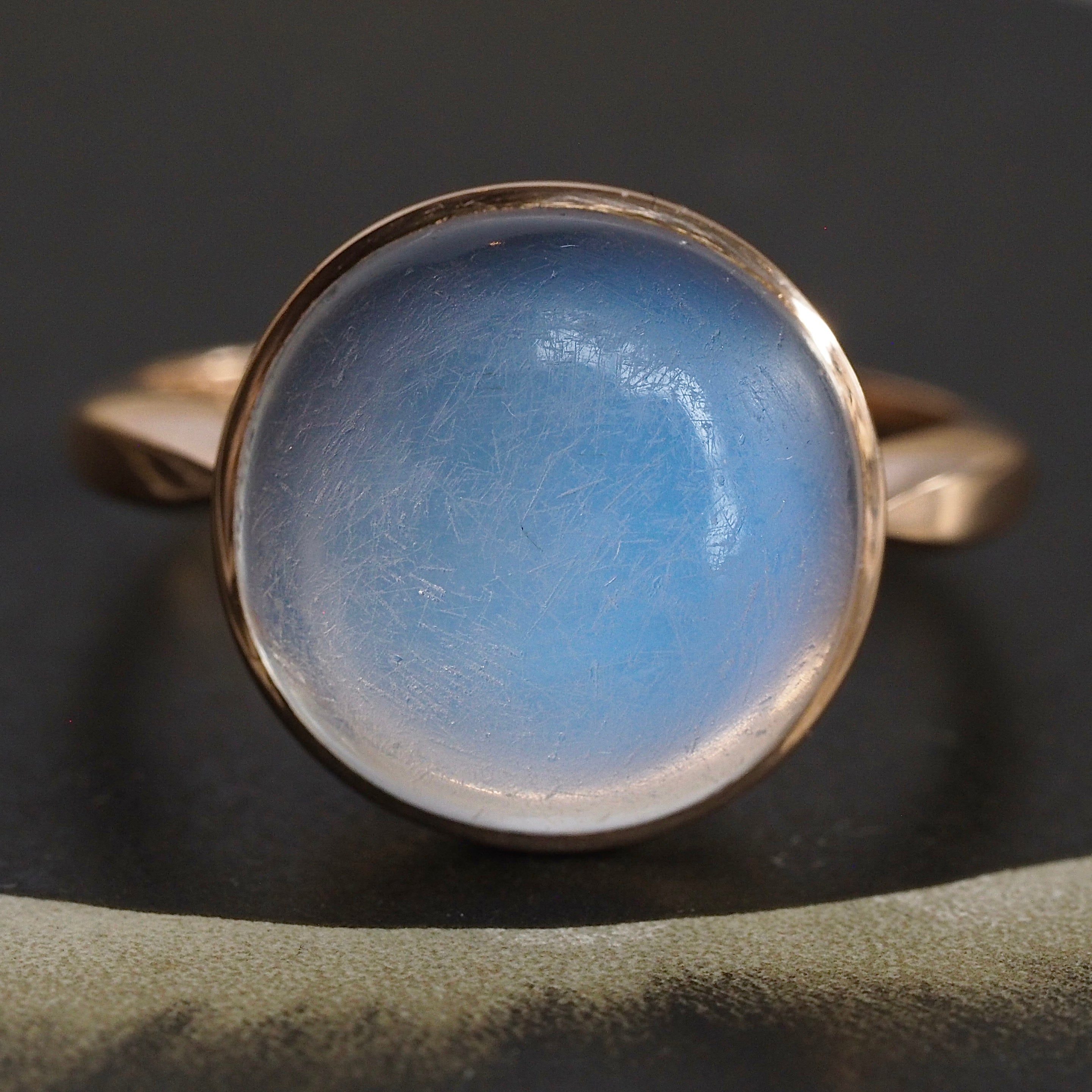 Antique English 15k Gold Moonstone Ring