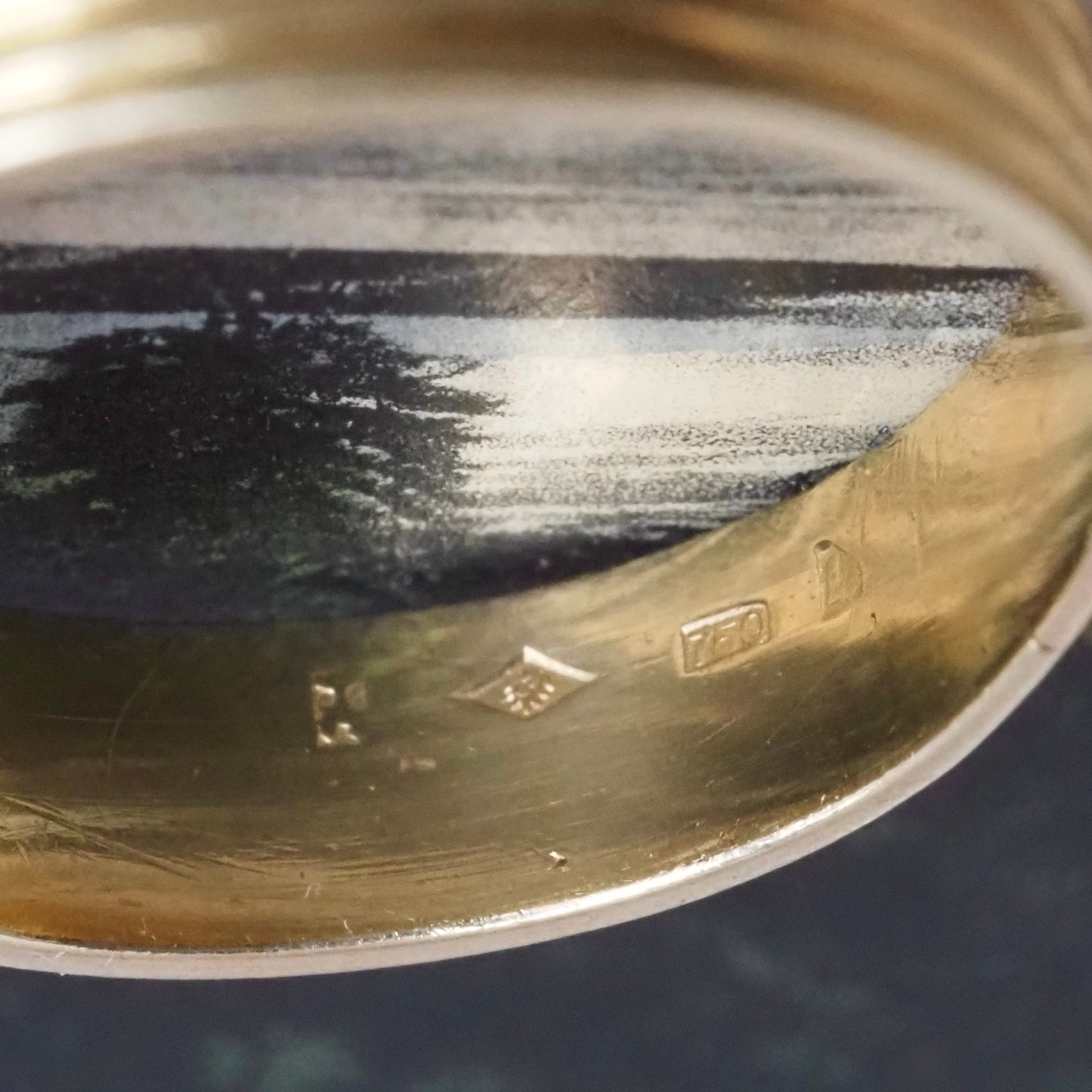 Vintage Double Diamond Fluted 18k Gold Ring