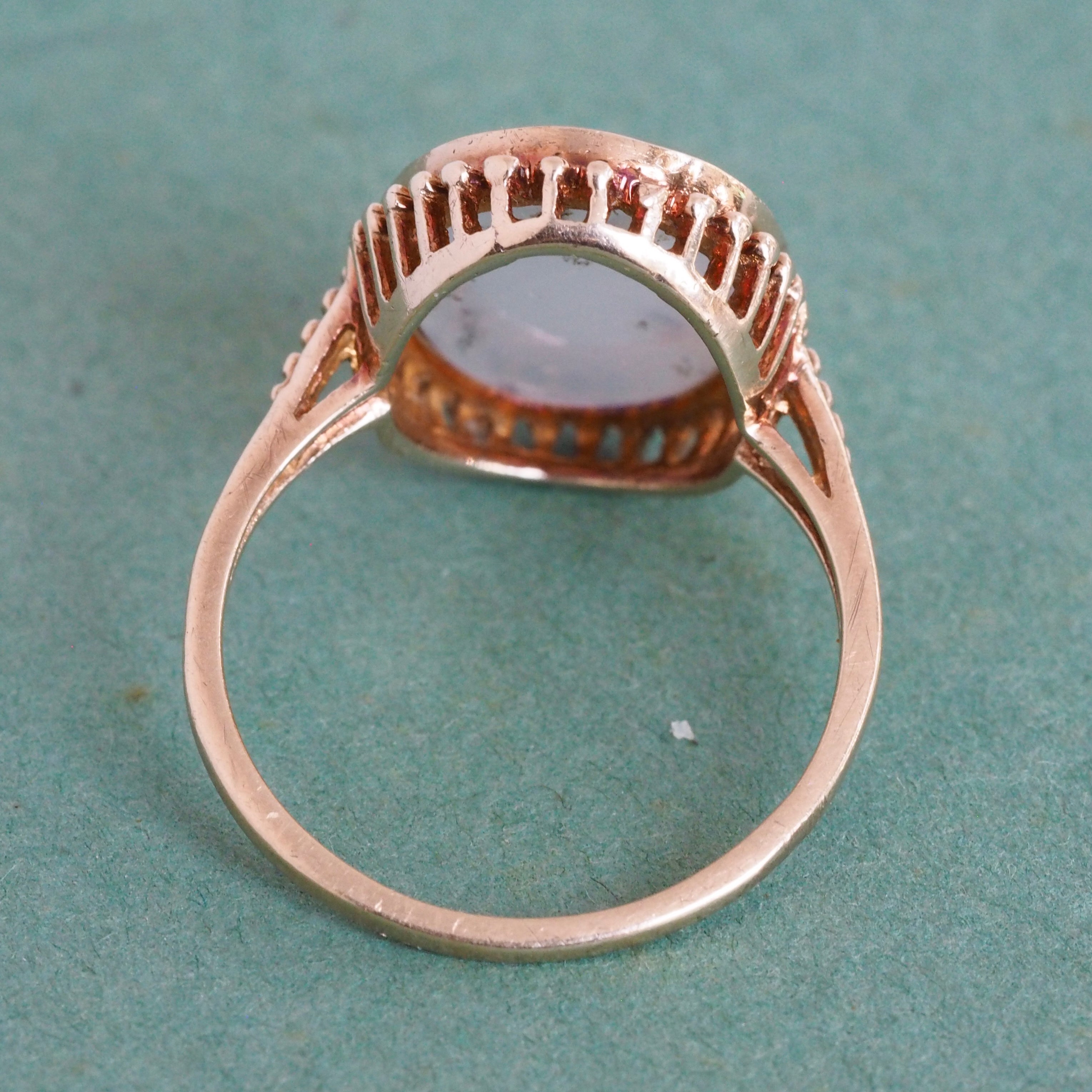 Antique 10k Gold Moss Agate Ring