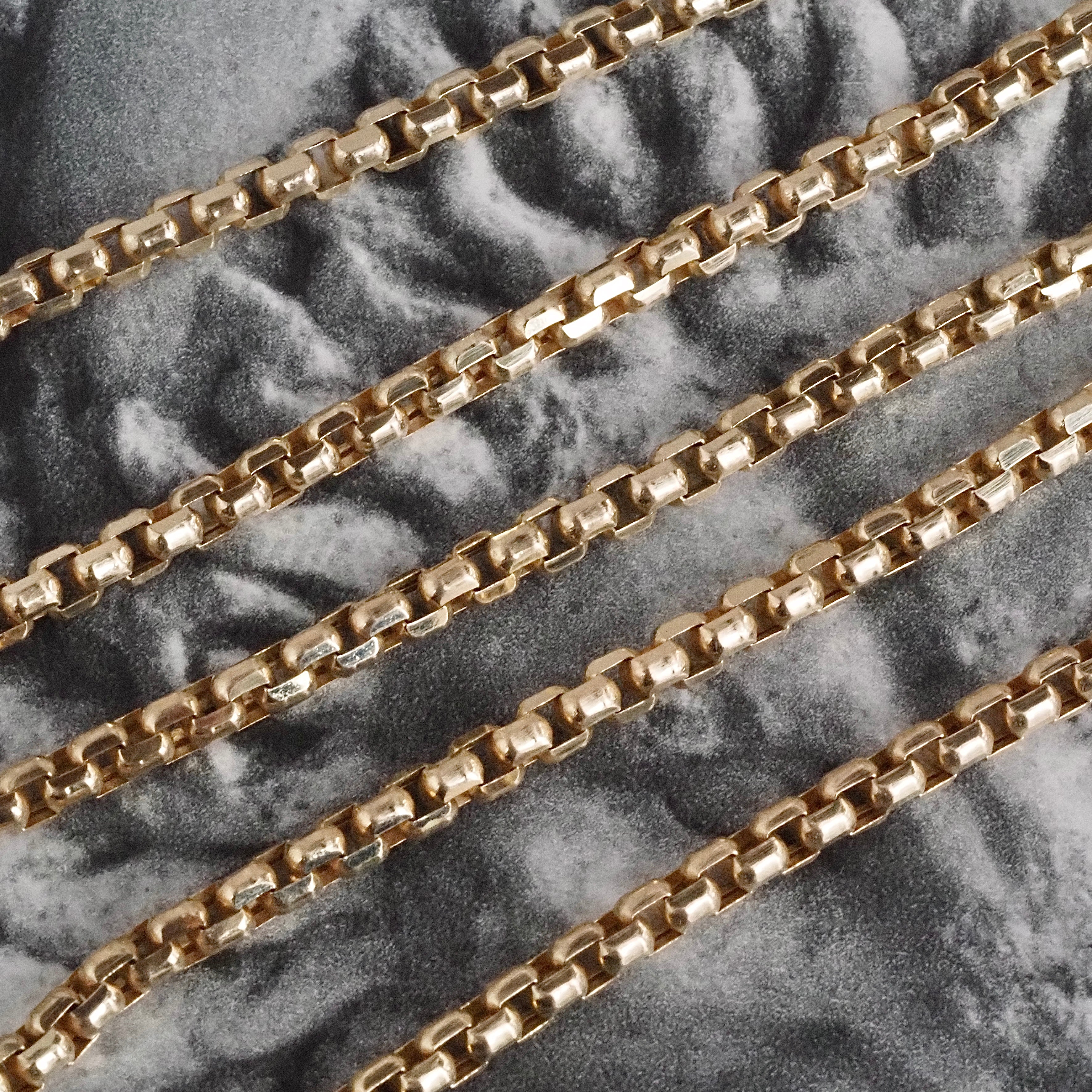 Italian 14k Gold Venetian Box Chain