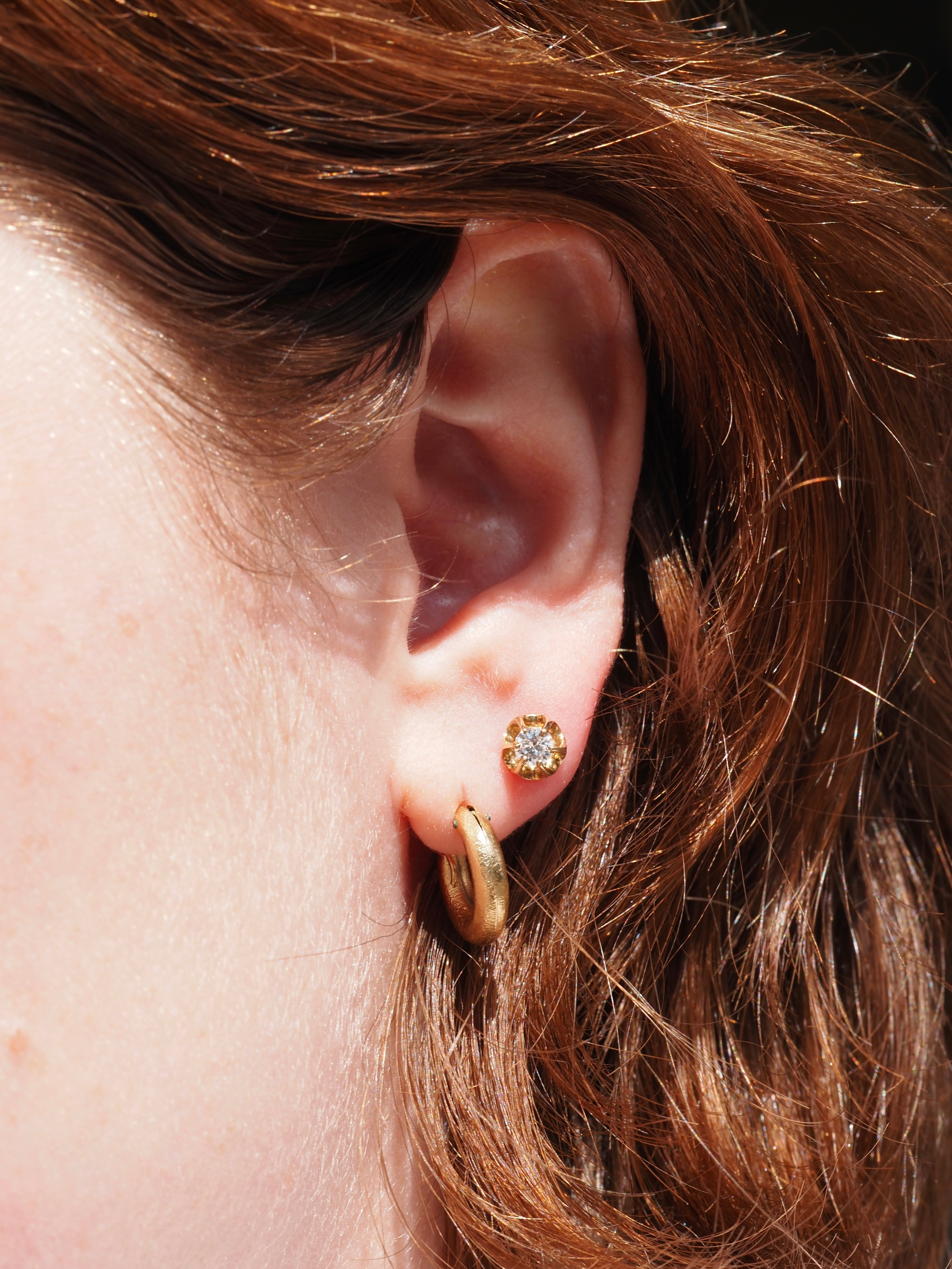Vintage 18k Gold Textured Hoop Earrings