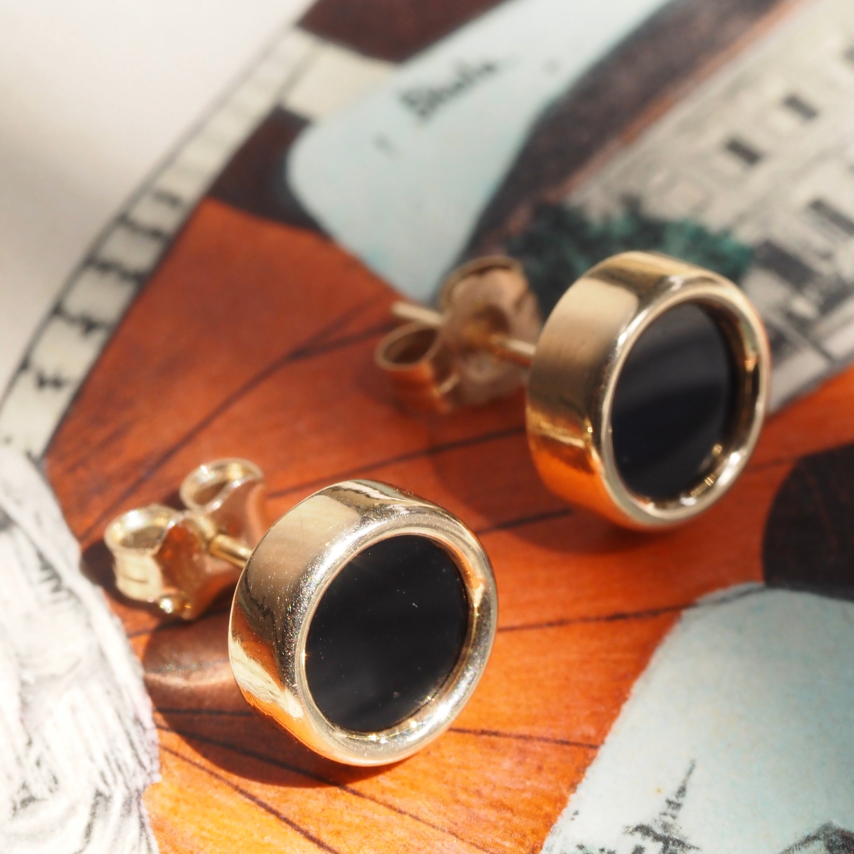 Vintage Tiffany Onyx 14k Gold Post Earrings