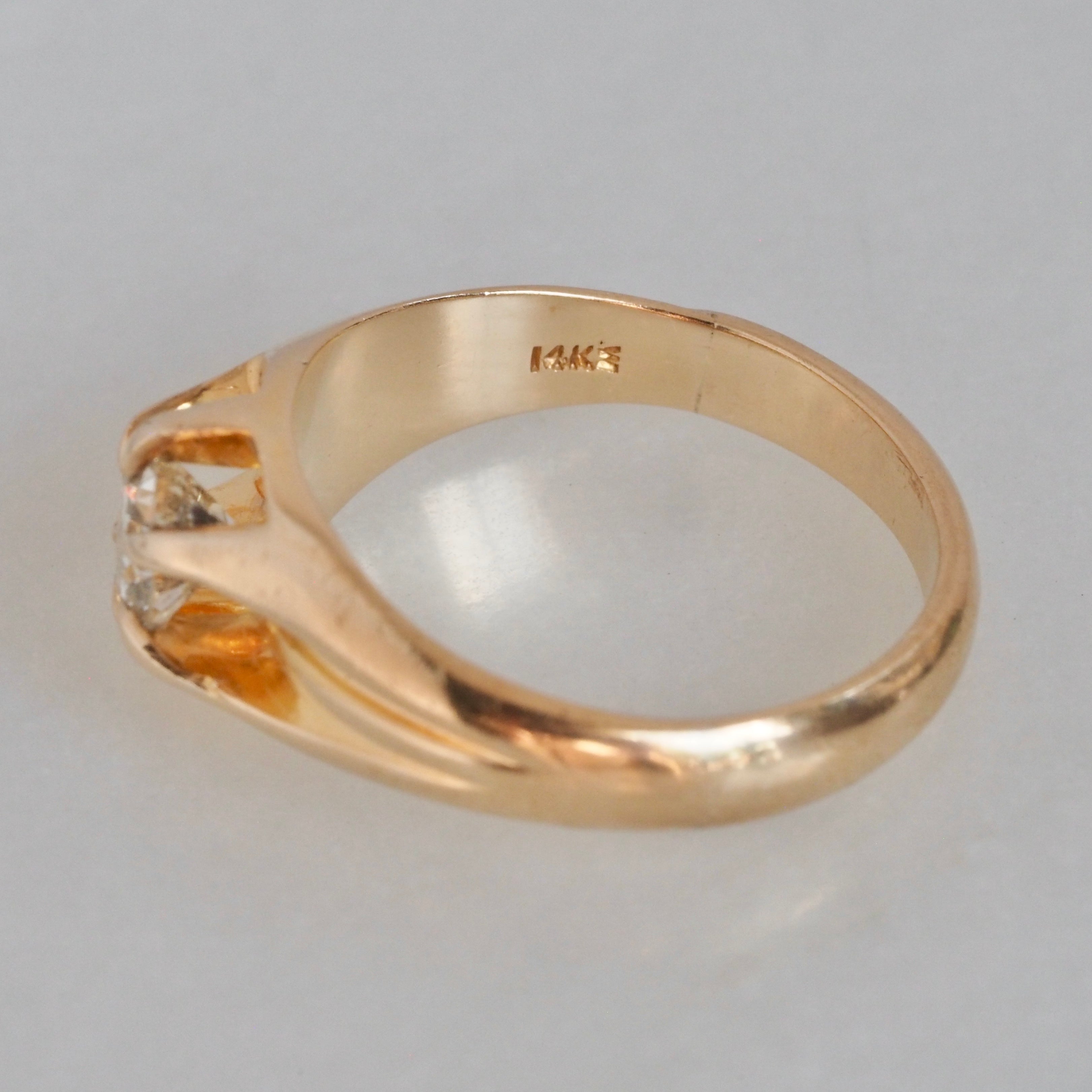 Antique 14k Gold Transitional Diamond Belcher Set Ring
