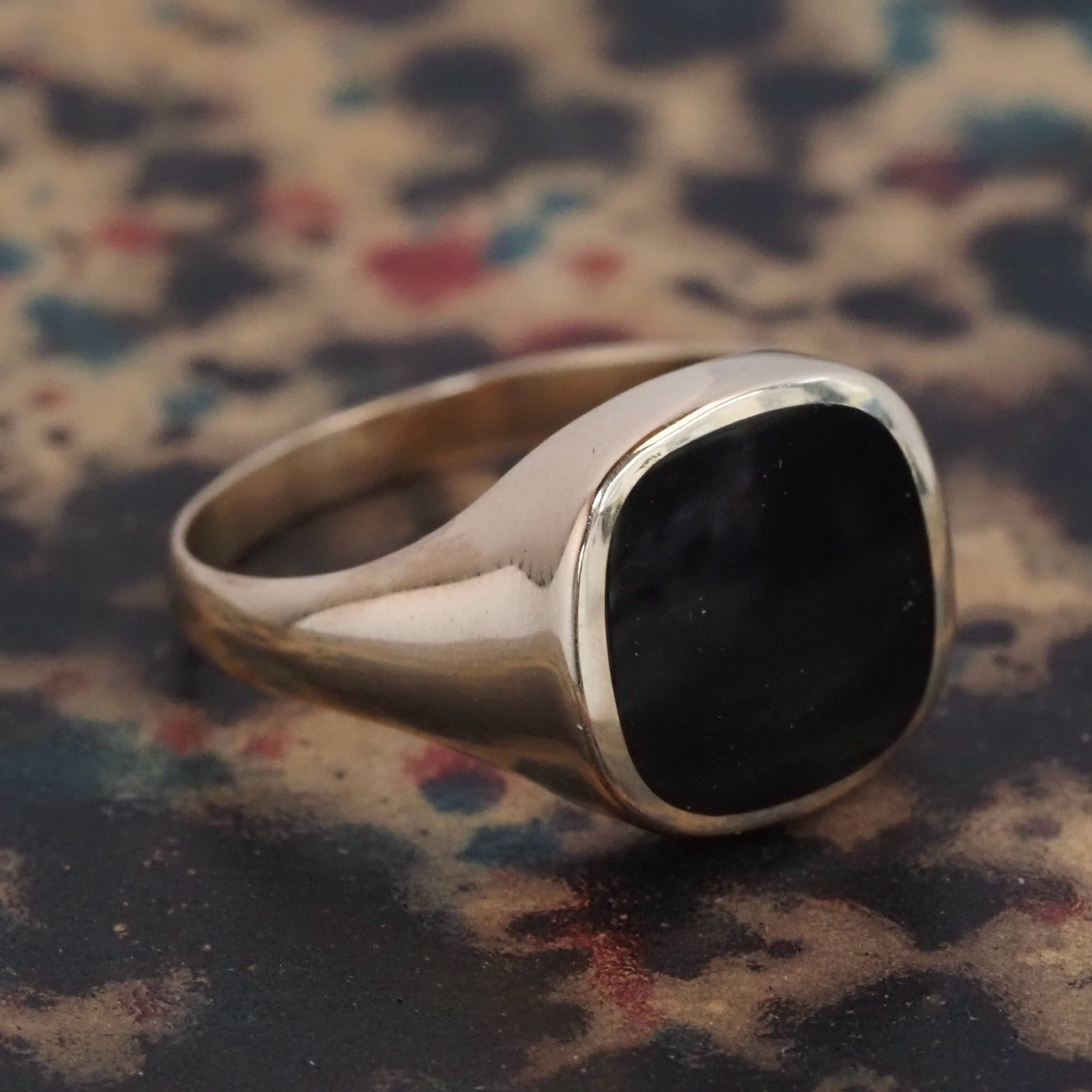 Vintage Onyx Signet 10k Gold Ring