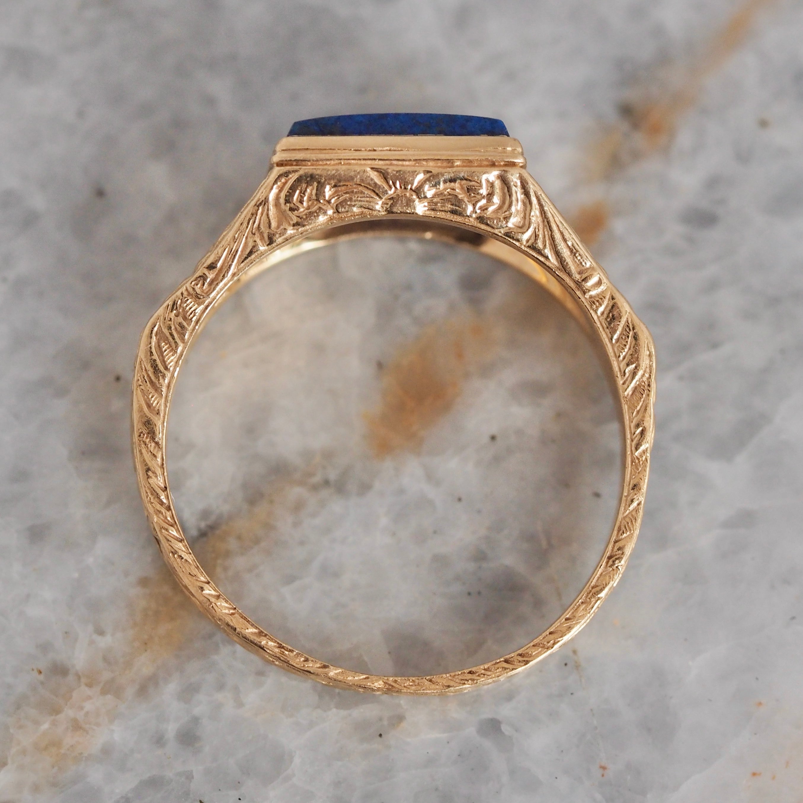 Vintage 14k Gold Lapis Ring