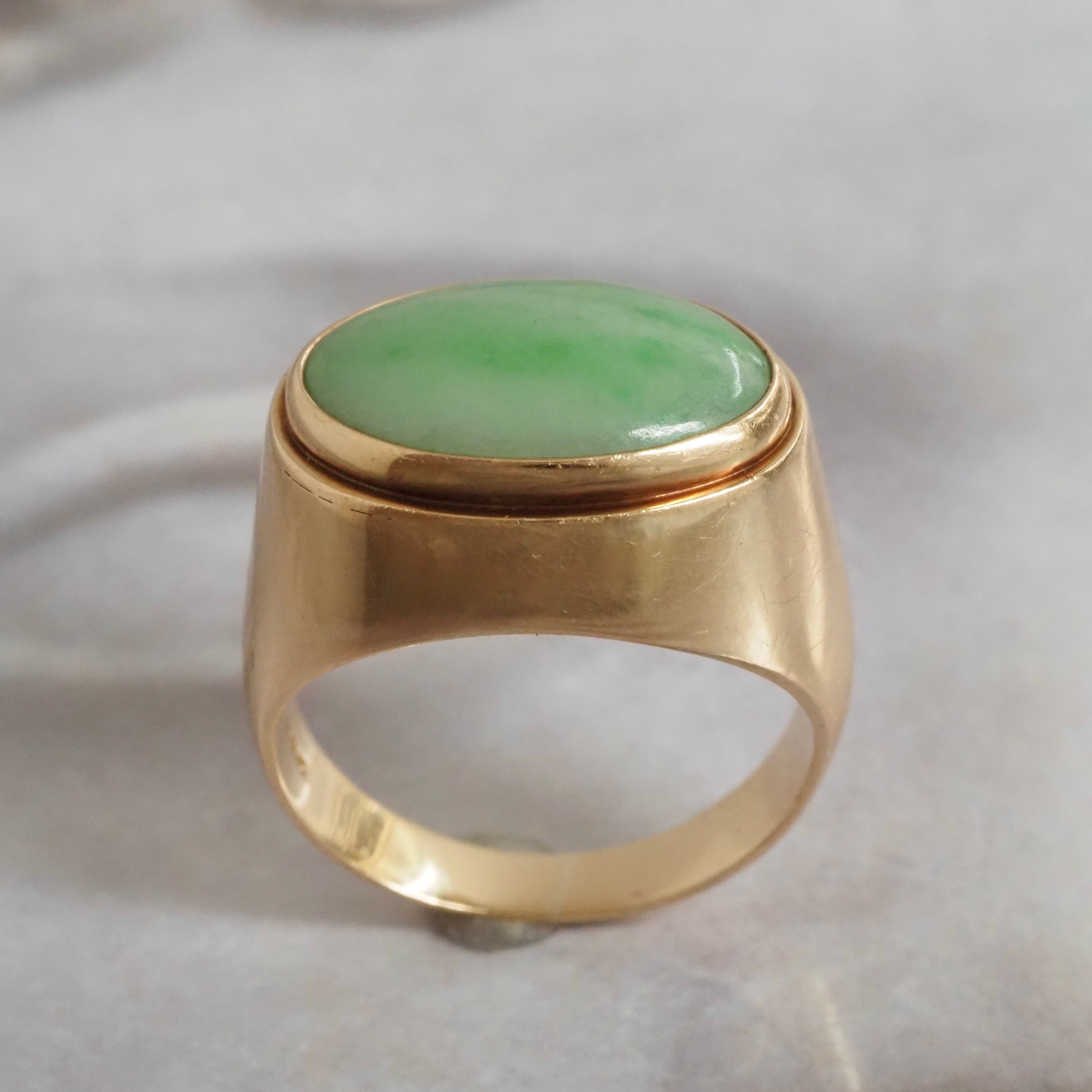 Vintage Mid Century 14k Gold Jadeite Bezel Set Ring