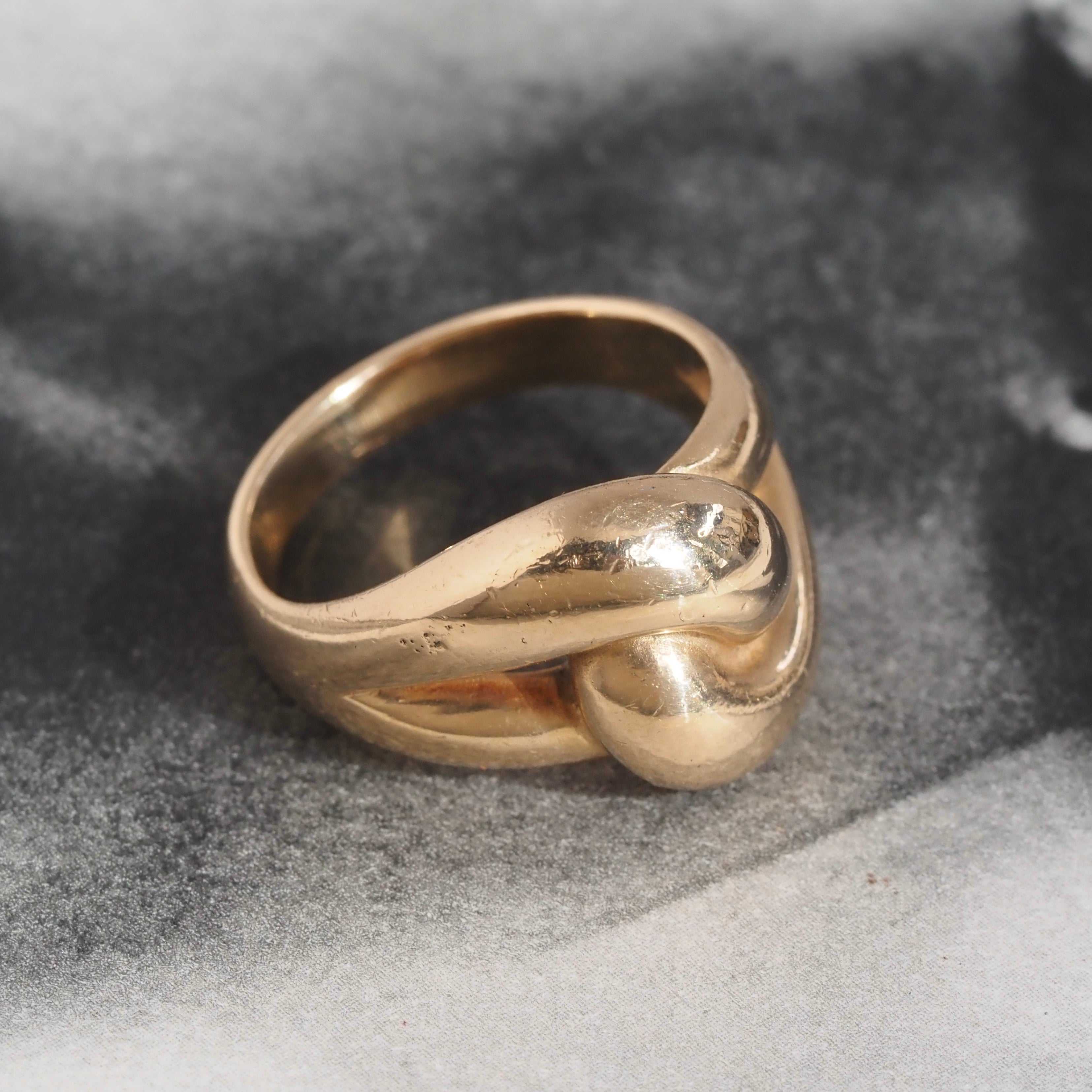 Vintage James Avery 14k Gold Large Knot Ring