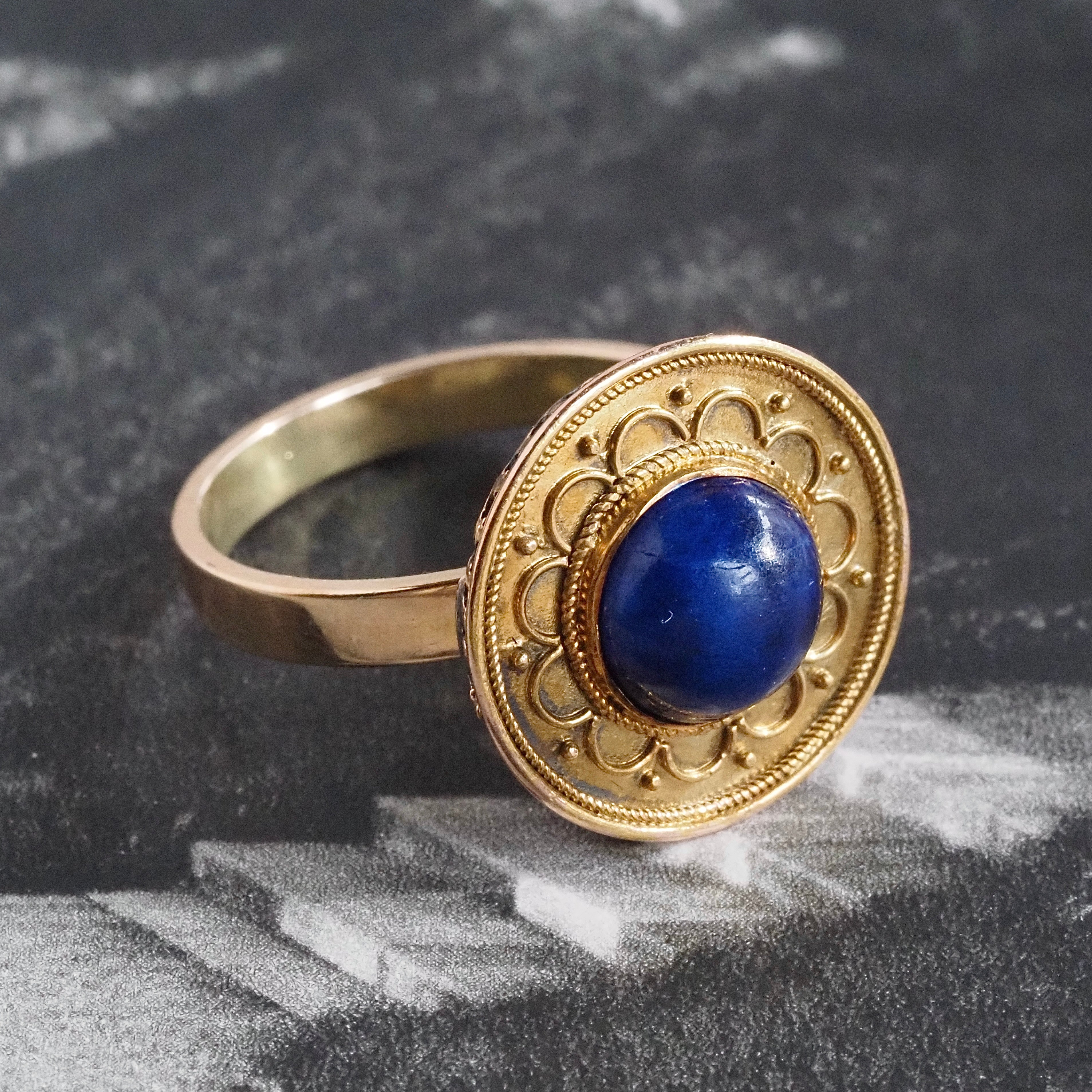 Antique Victorian Etruscan Revival Lapis 14k Gold Disc Ring