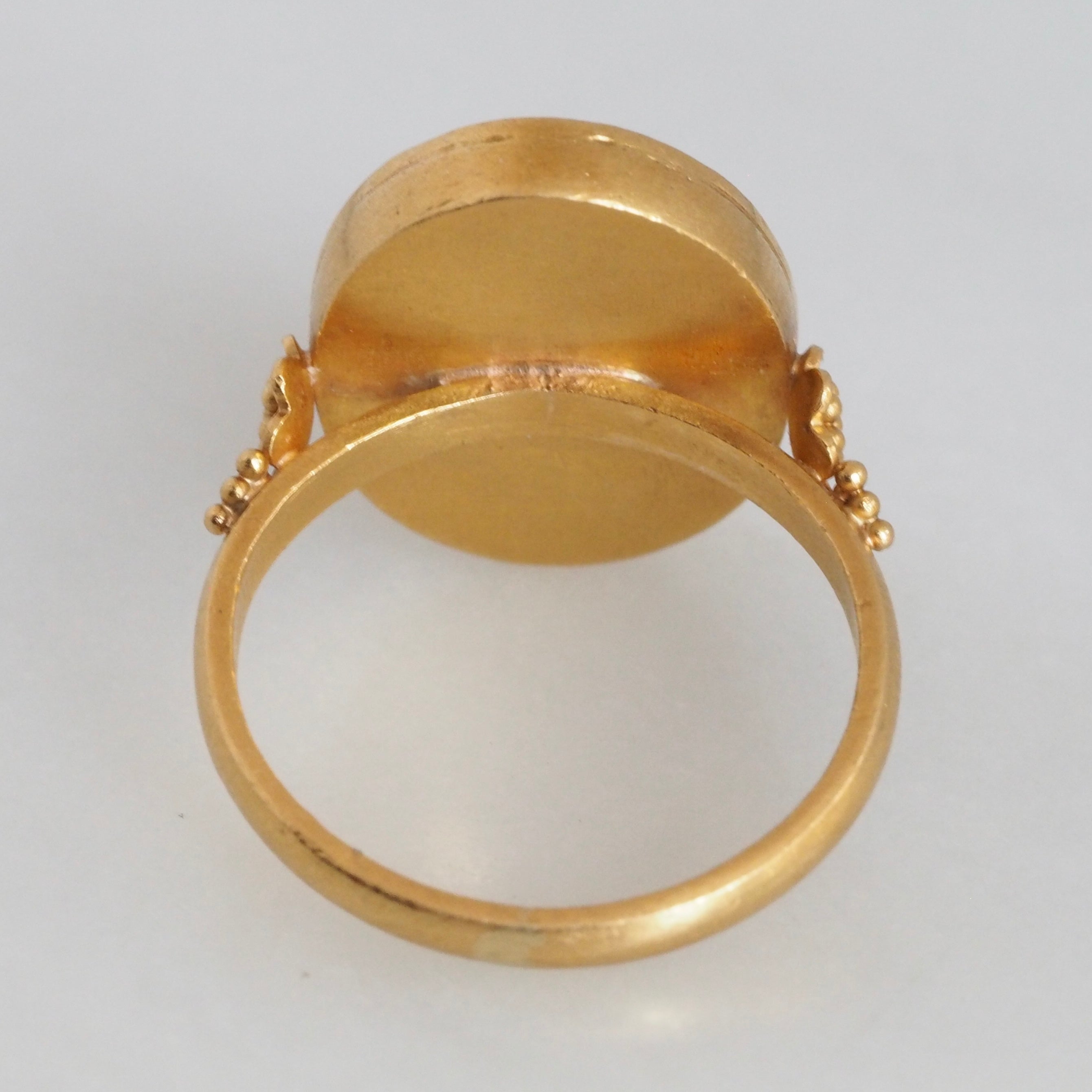 Vintage Ancient Style Greek 22k Gold Lapis Ring