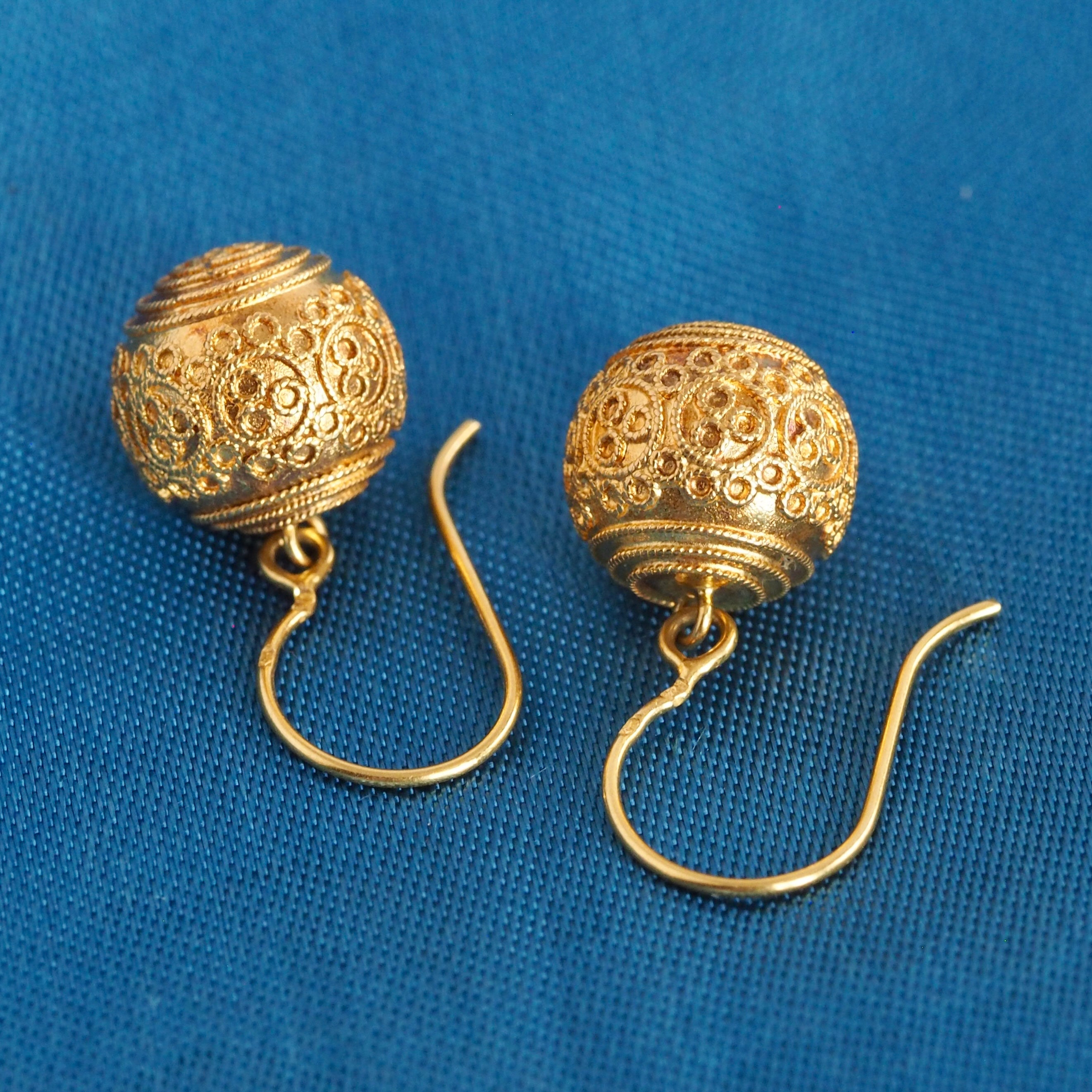 Antique Portuguese 19k Gold Filigree Ball Earrings
