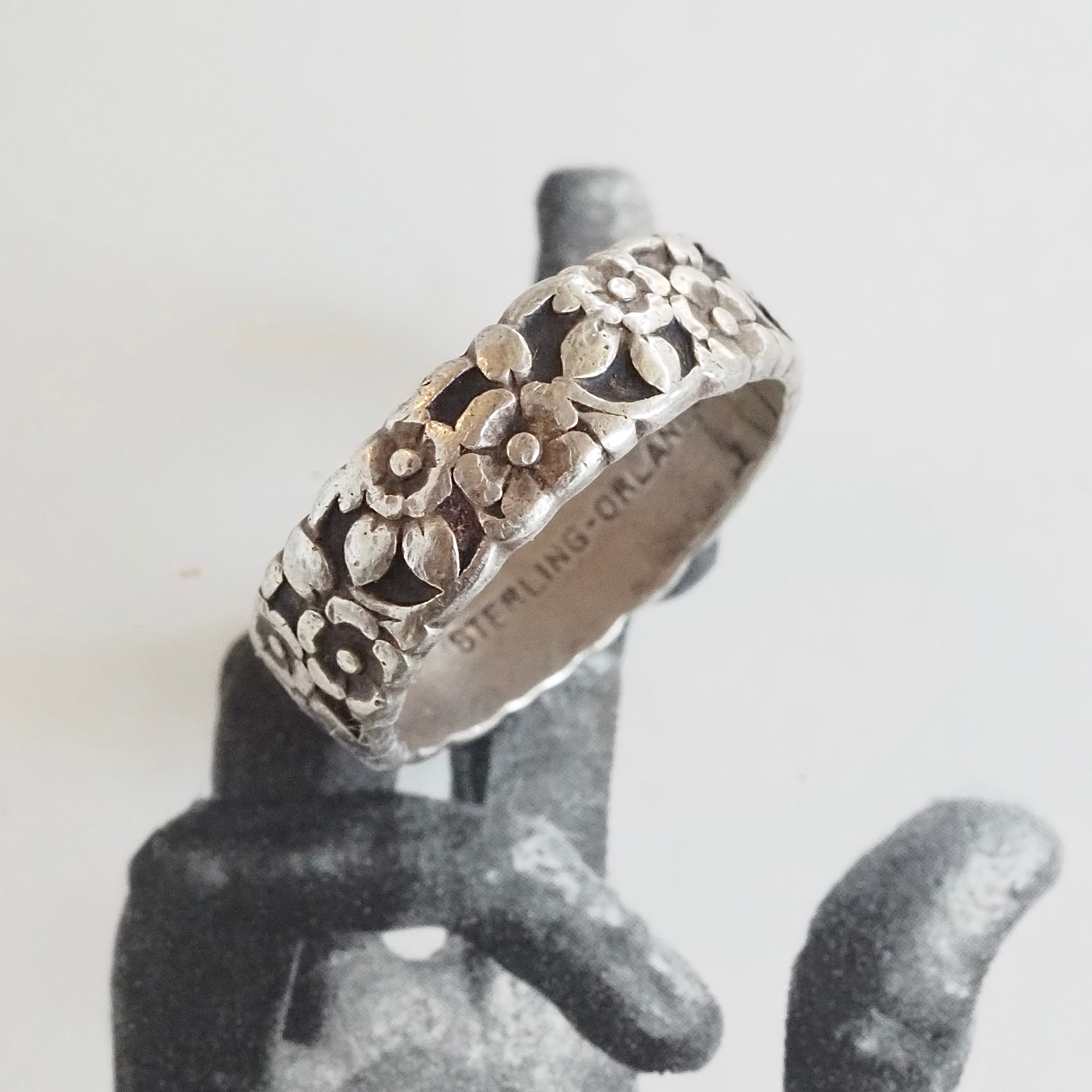 Vintage Floral Sterling Silver Ring