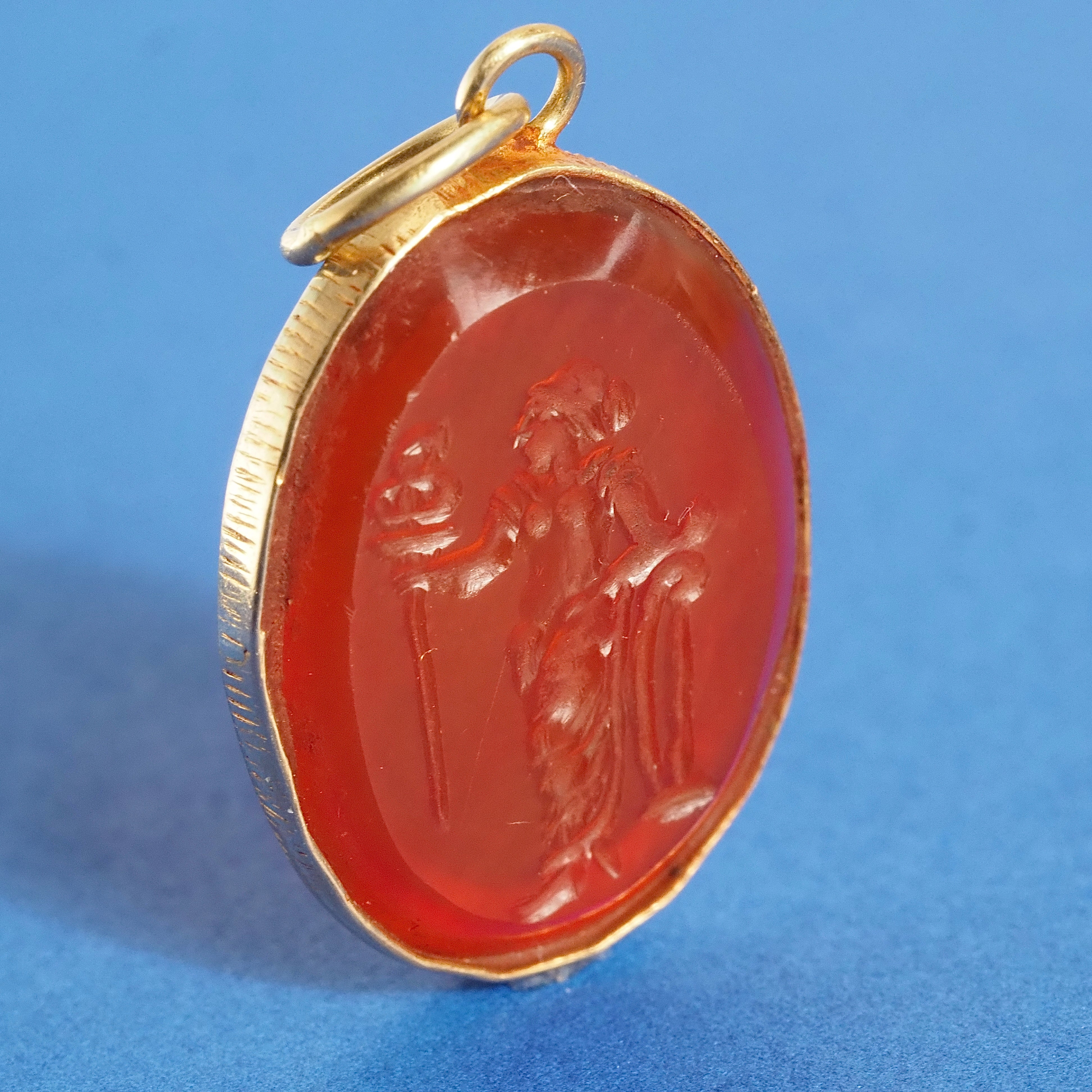 Antique Carnelian Figurative Intaglio 18k Gold Pendant