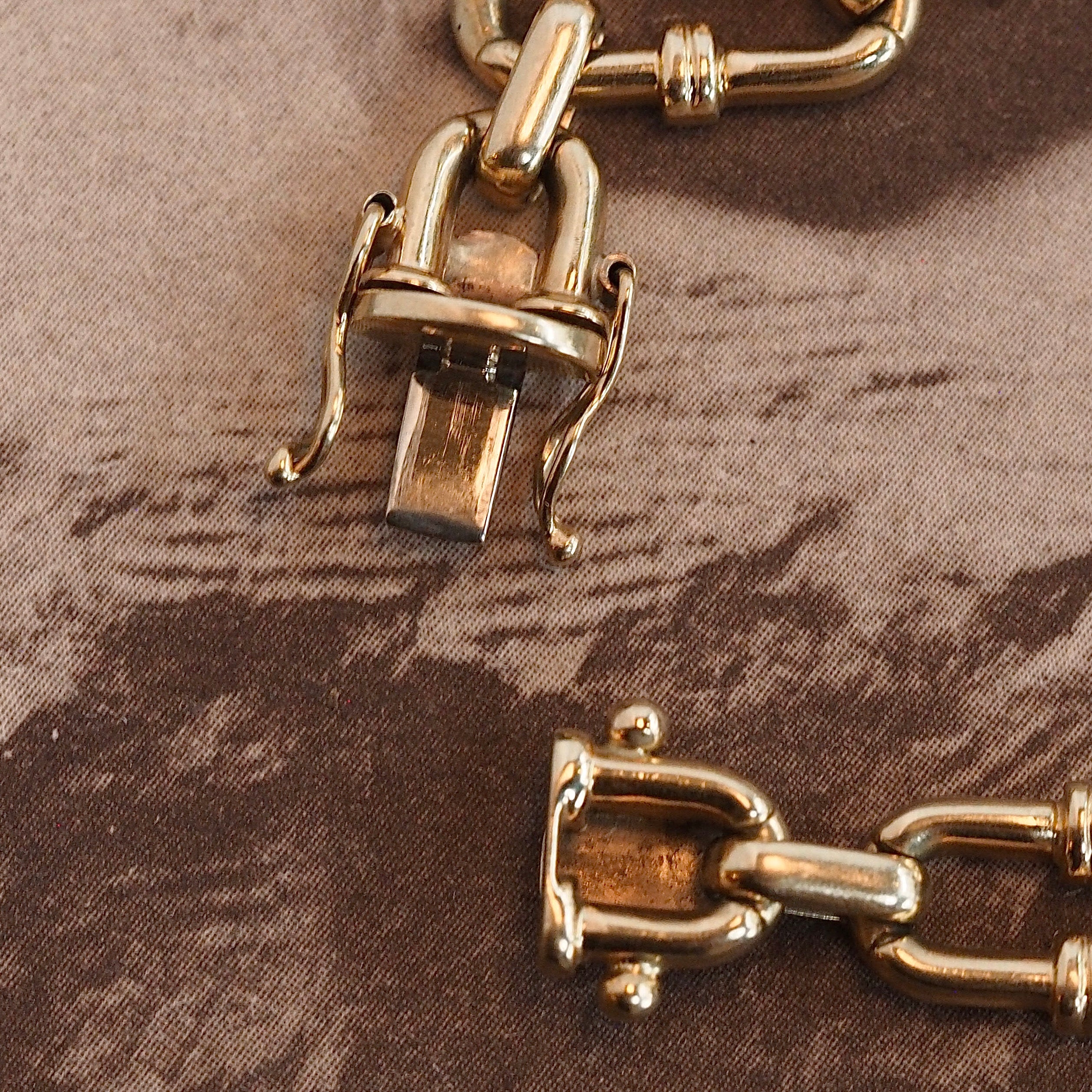 Vintage Italian 14k Gold Banded Paperclip Chain Bracelet