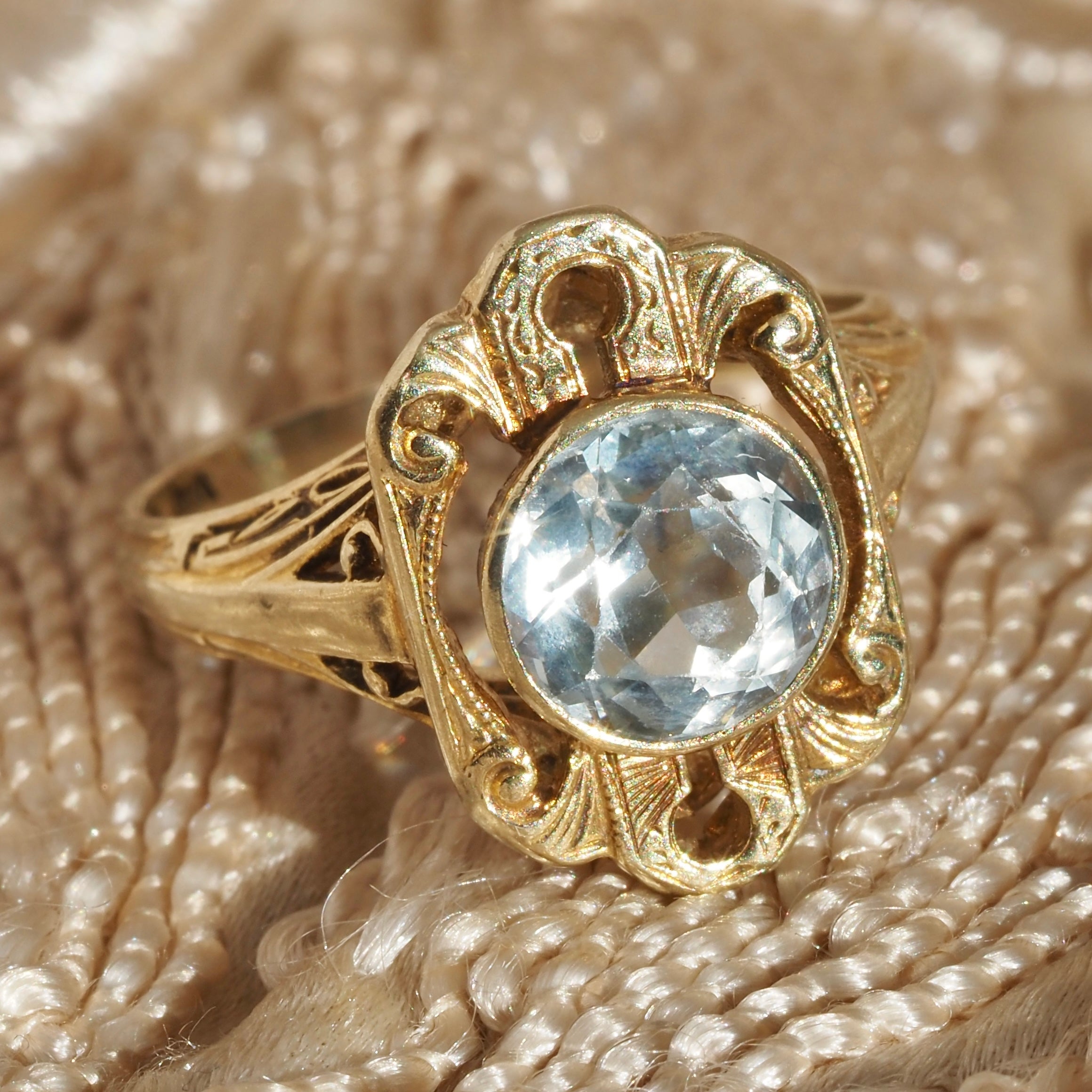 Antique Art Deco Aquamarine Ornate 14k Gold Ring