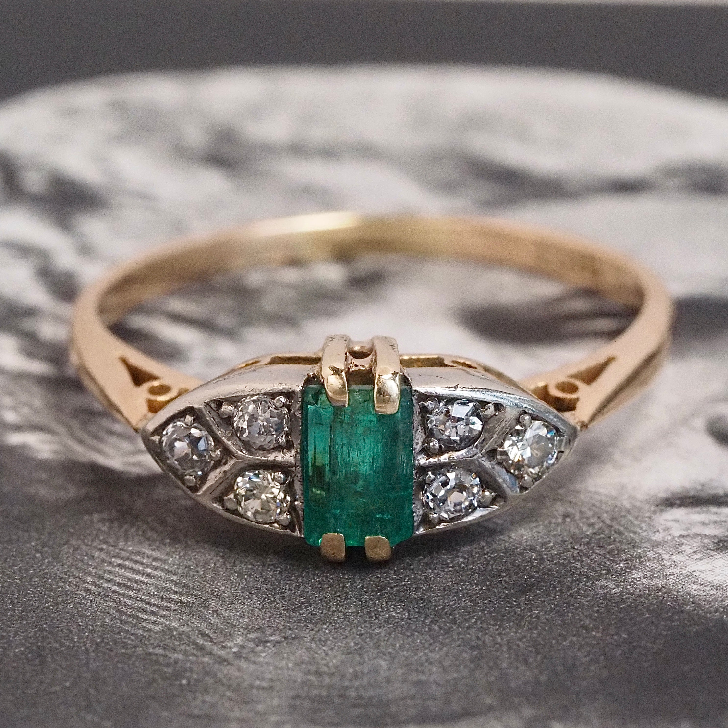 Antique English Emerald & Diamond 18k Gold Ring