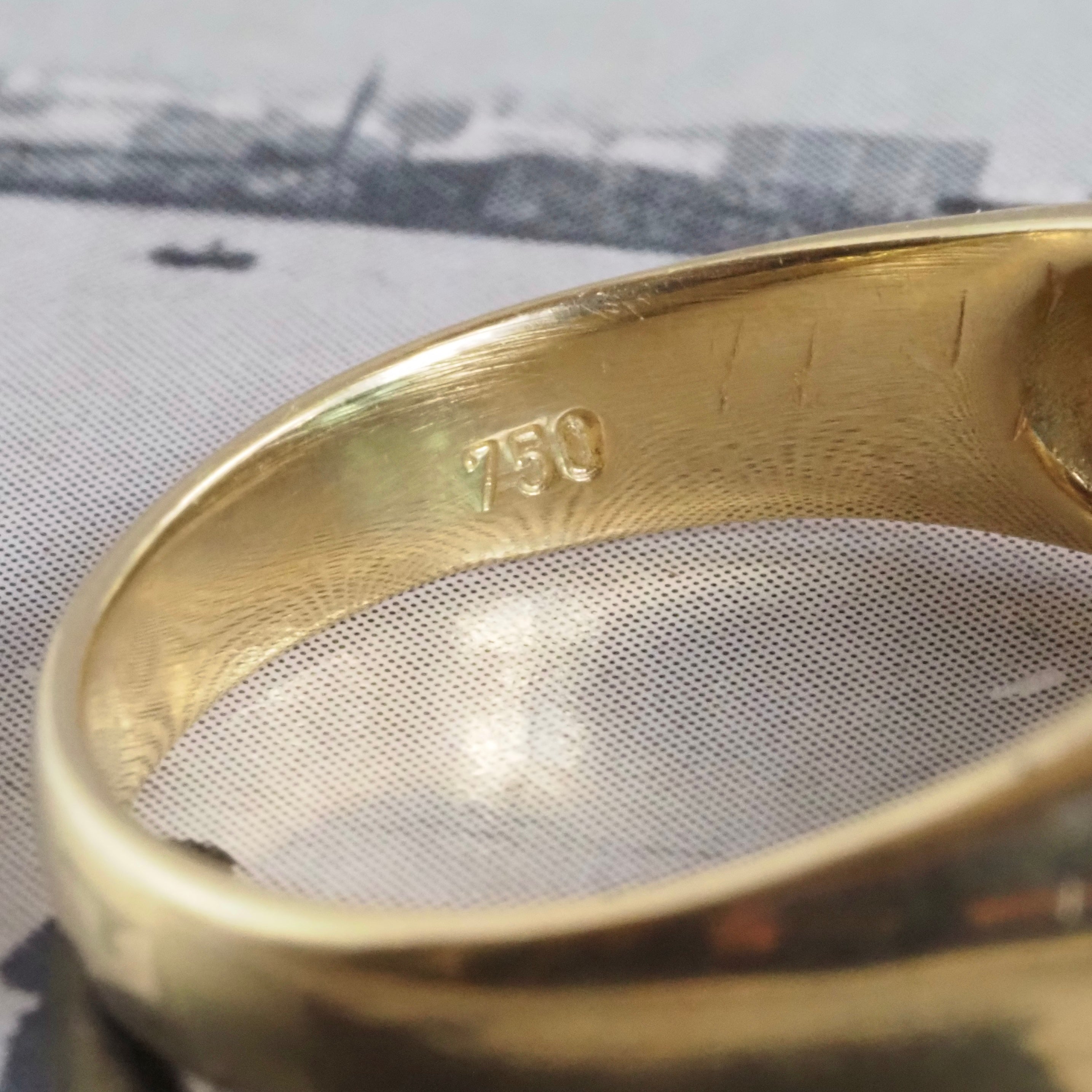 Vintage Natural Sapphire 18k Gold Signet Ring