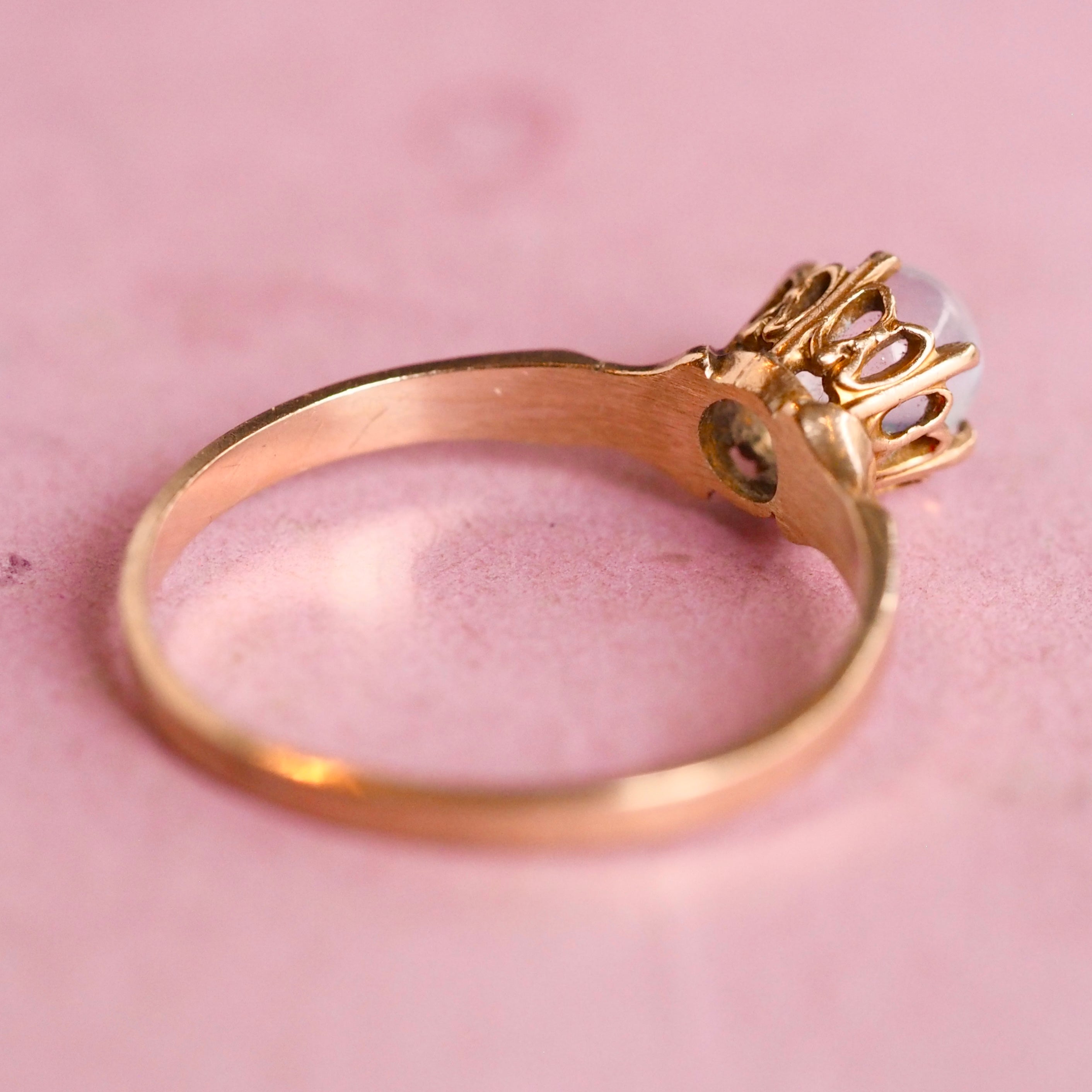 Antique Victorian 10k Gold Moonstone Sphere Ring