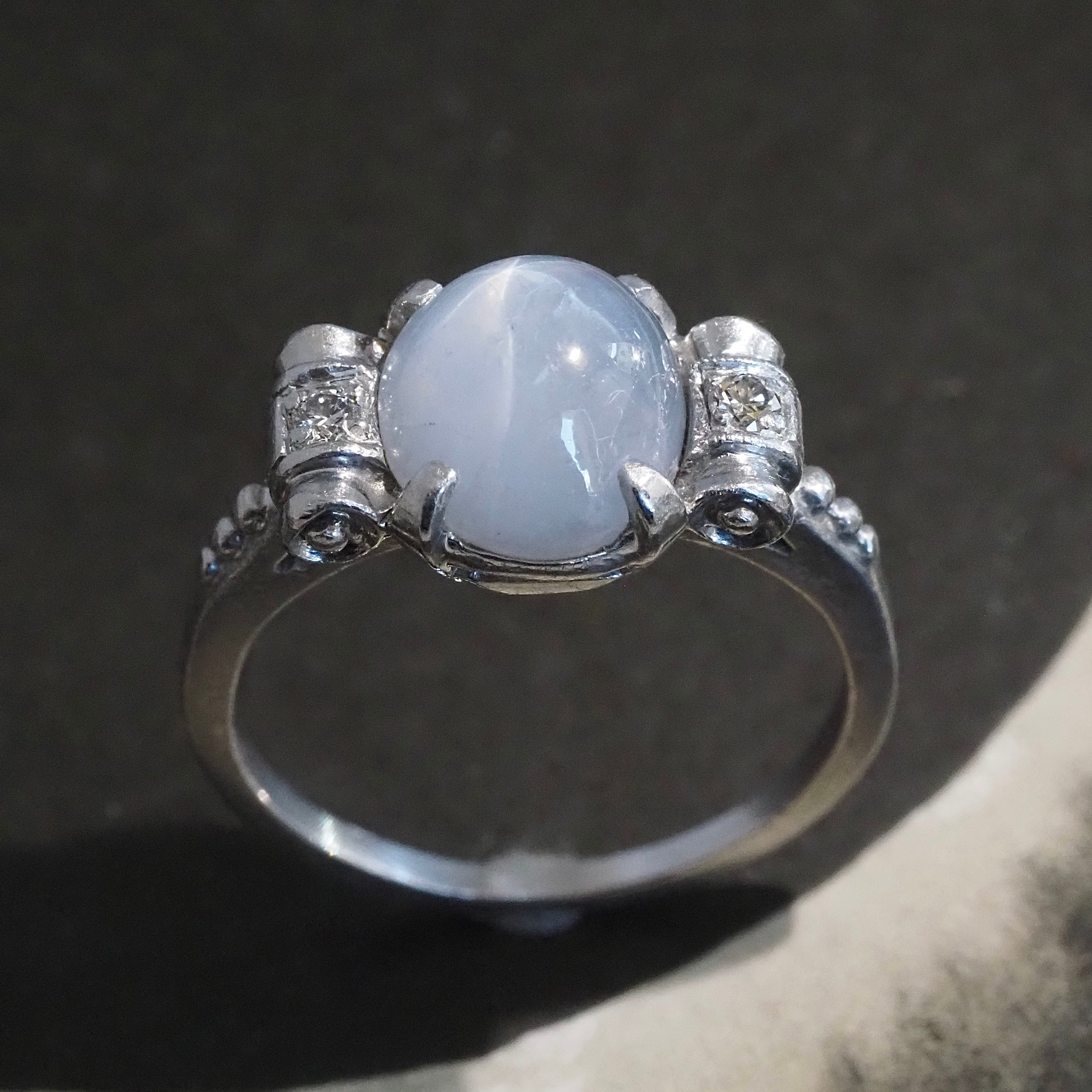 Vintage Mid-Century Platinum Natural Grey Blue Star Sapphire Ring
