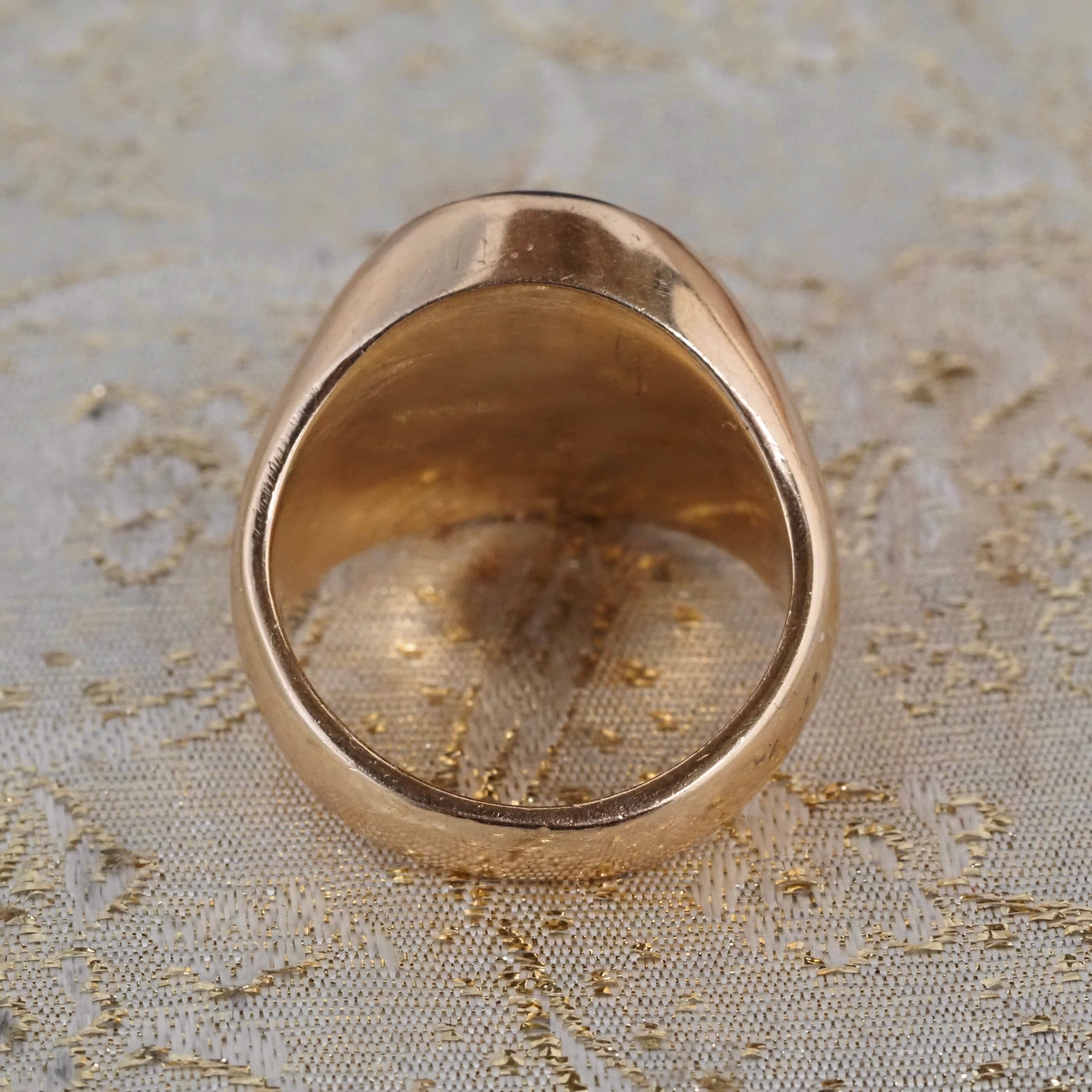 Vintage Onyx Solid 10k Gold Signet Ring