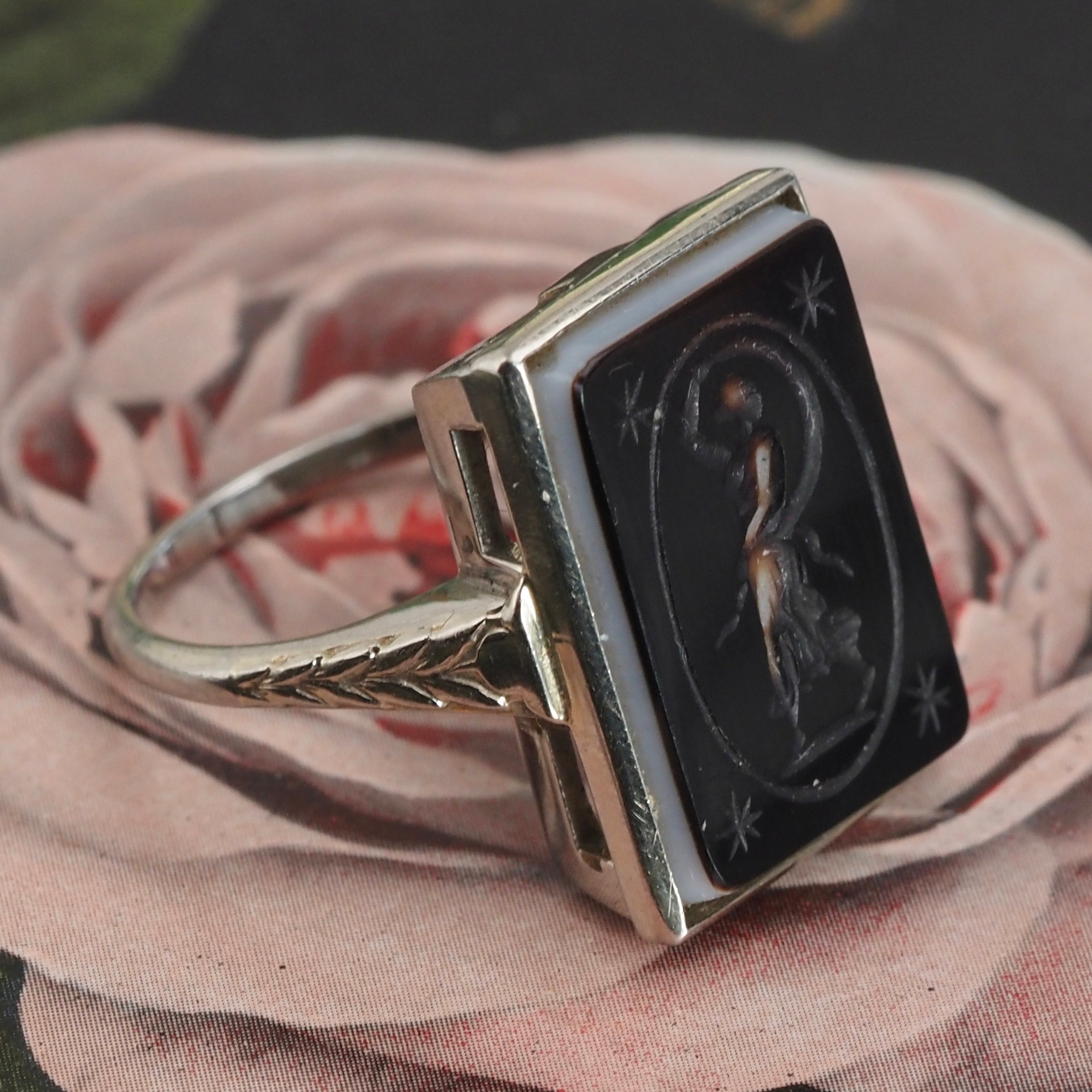 Vintage Art Deco Style Artemis/Diana Banded Agate Intaglio 18k White Gold Ring