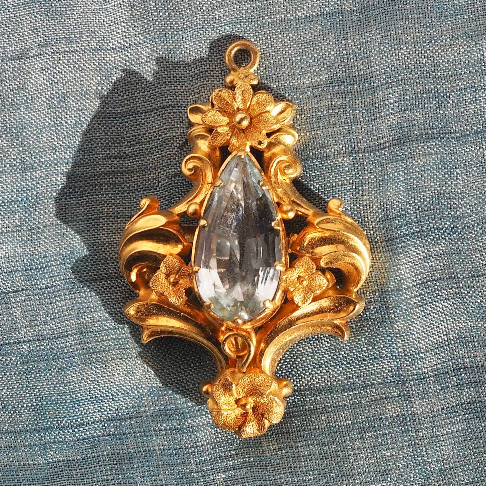 Antique Georgian Regency Style Aquamarine and Topaz Demi-Parure Suite of Gold Earrings and Pendant/Brooch