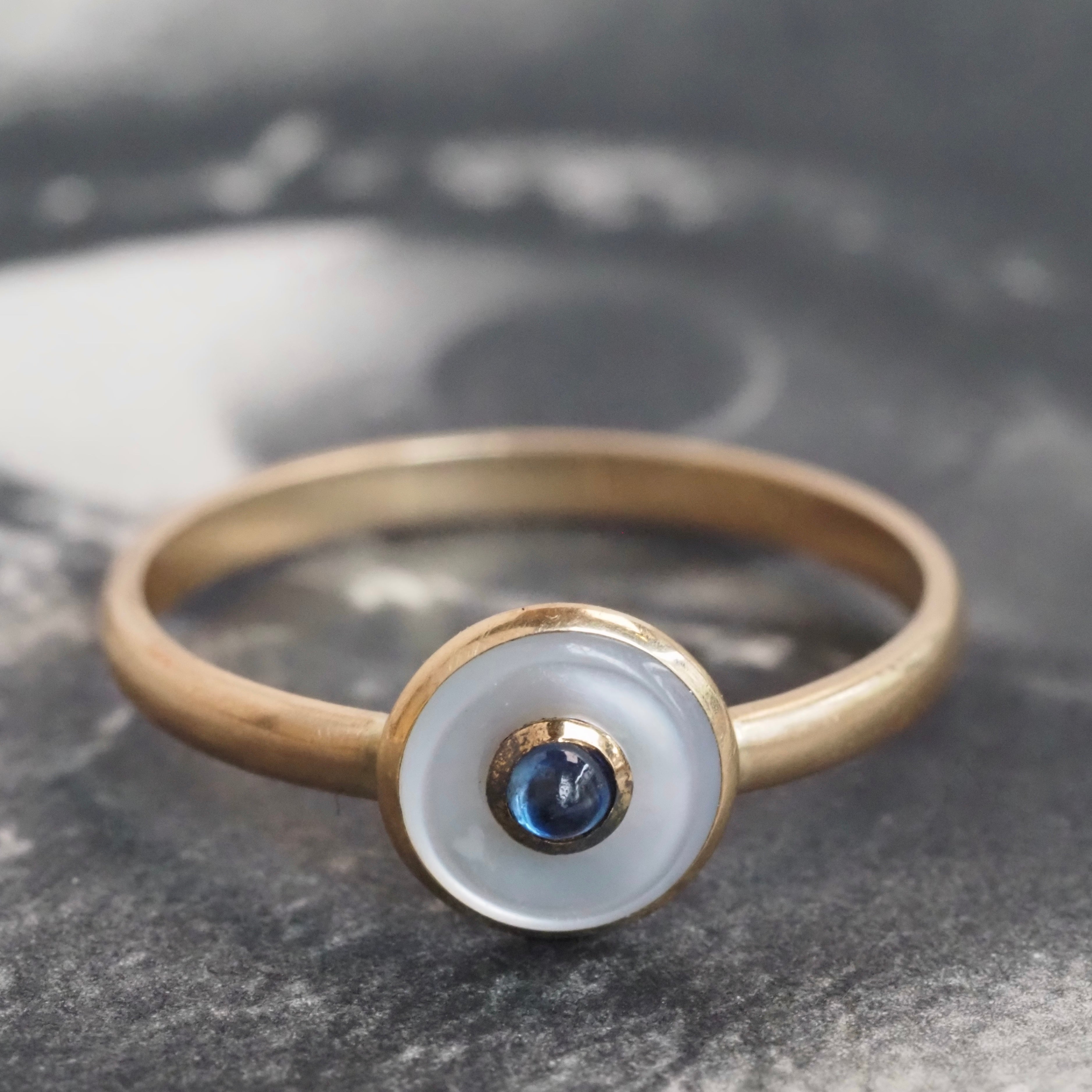 Vintage Sapphire Mother Of Pearl 14k Gold Ring