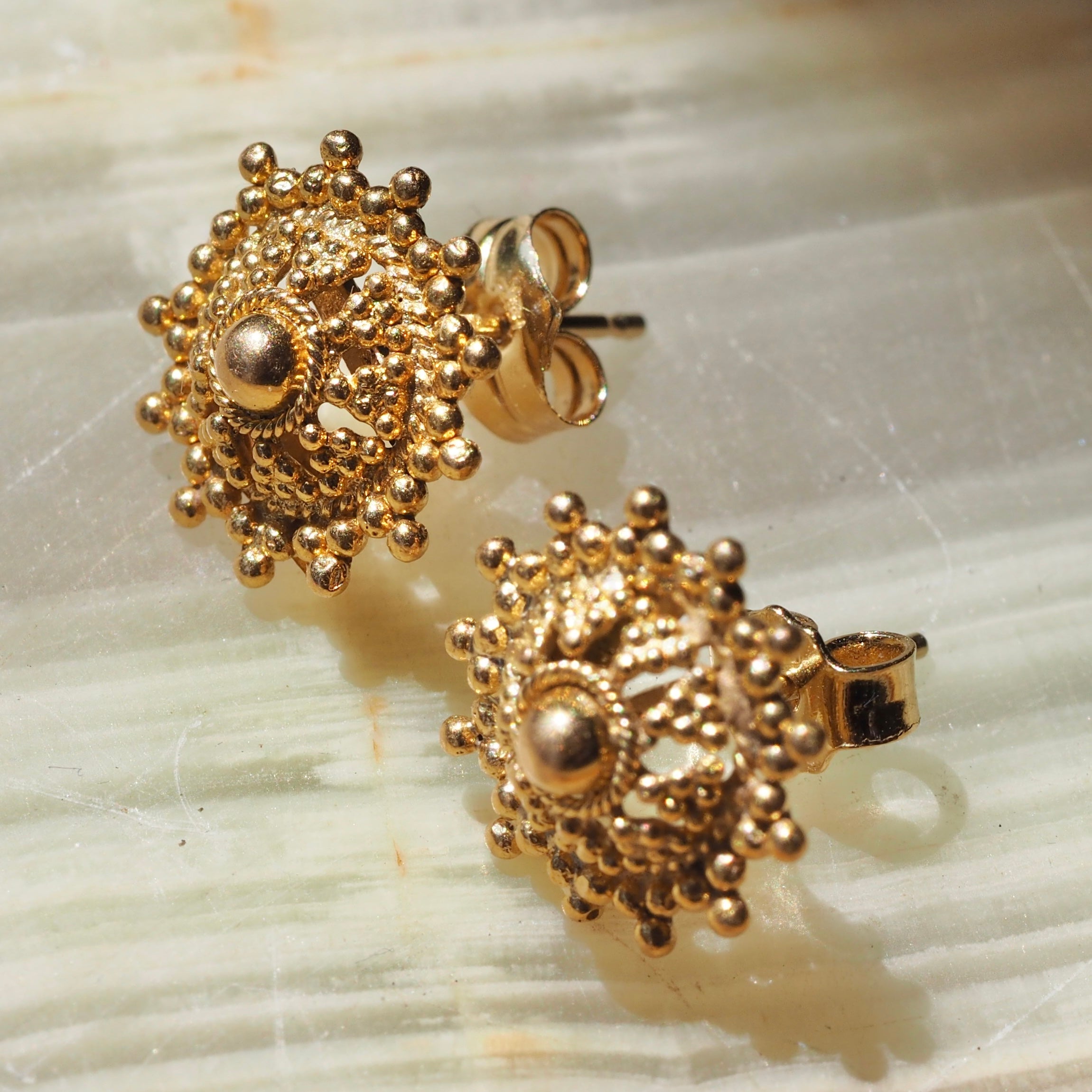 Vintage 22k Gold Indian Domed Stud Earrings