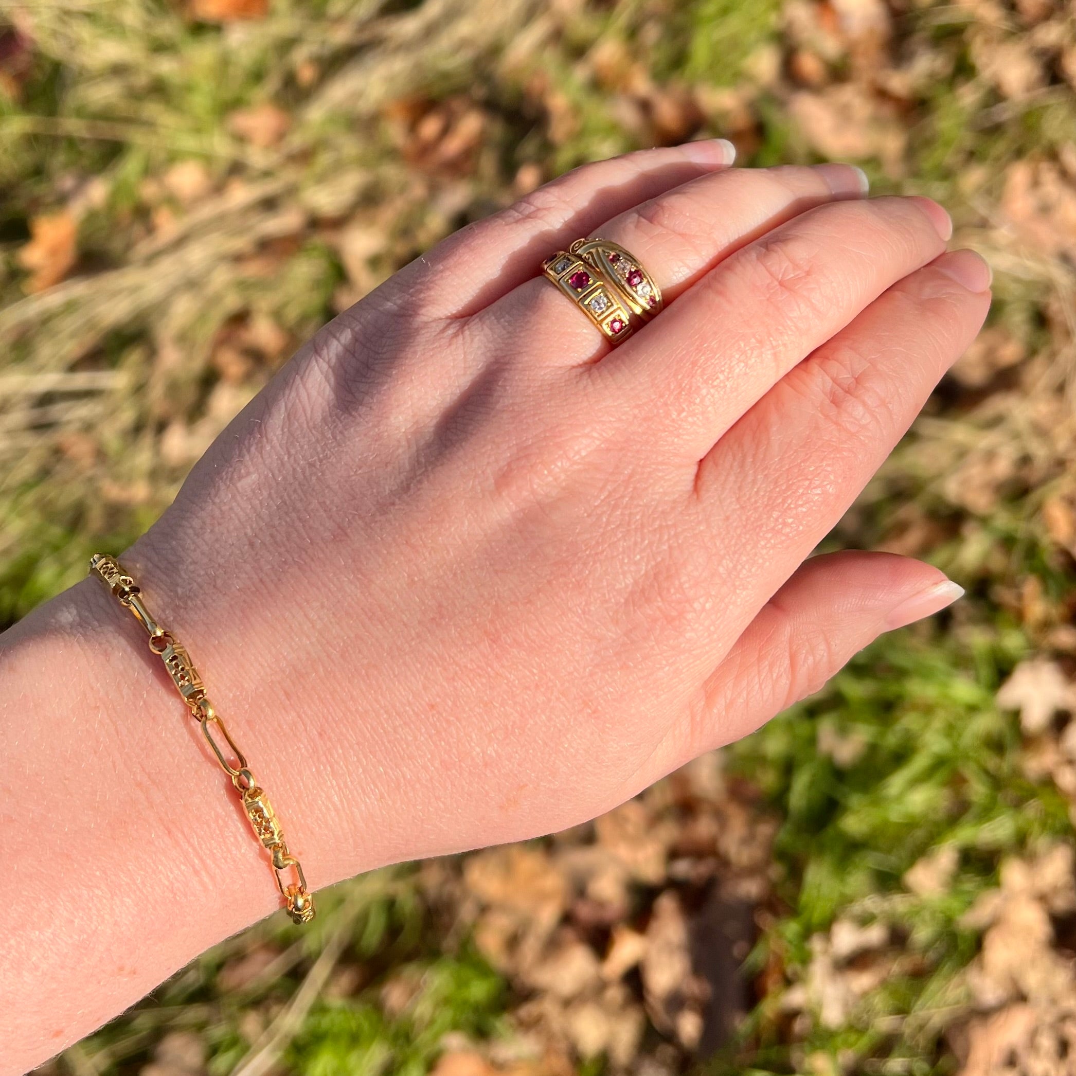 Vintage Ornate Barrel 18k Gold 8.5”Bracelet