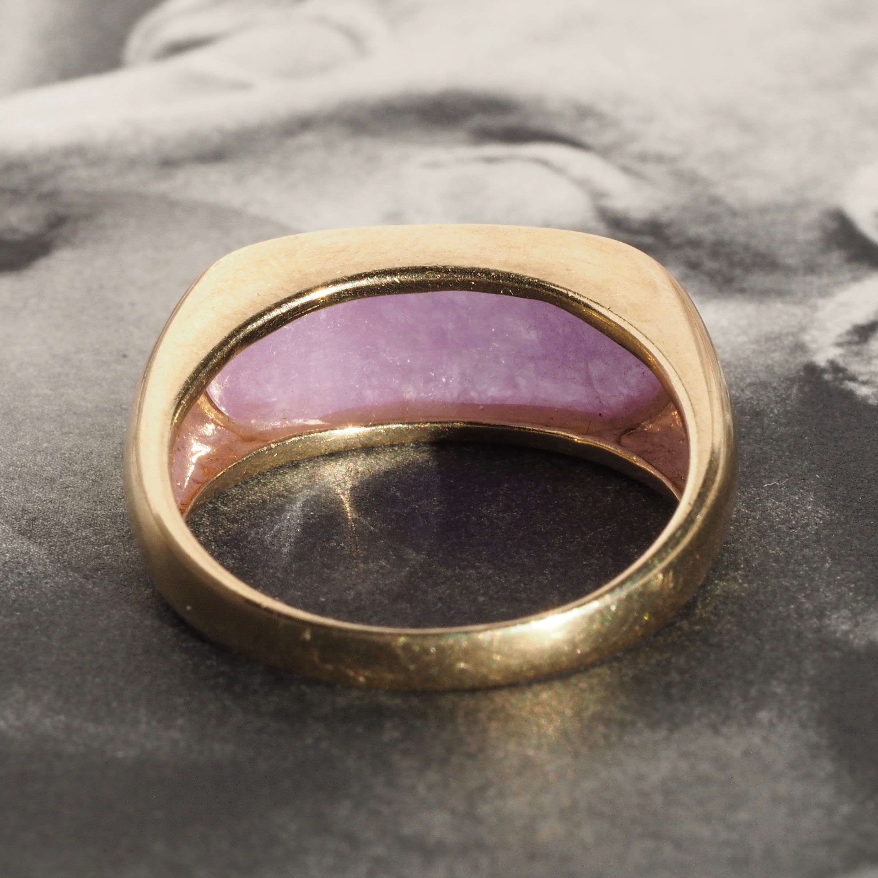 Vintage 14k Gold Lavender Jade Saddle Ring