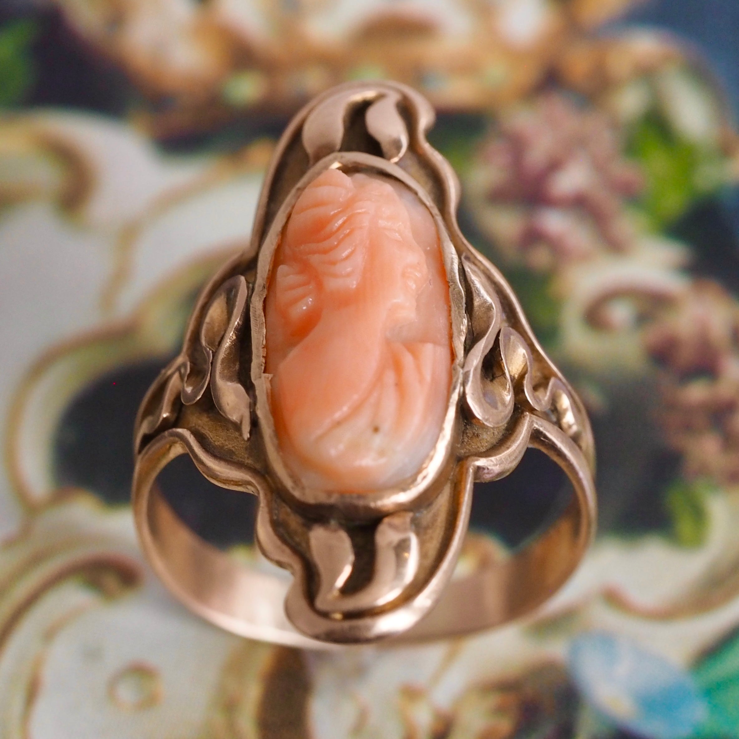 Antique Art Nouveau 14k Gold Coral Cameo Ring