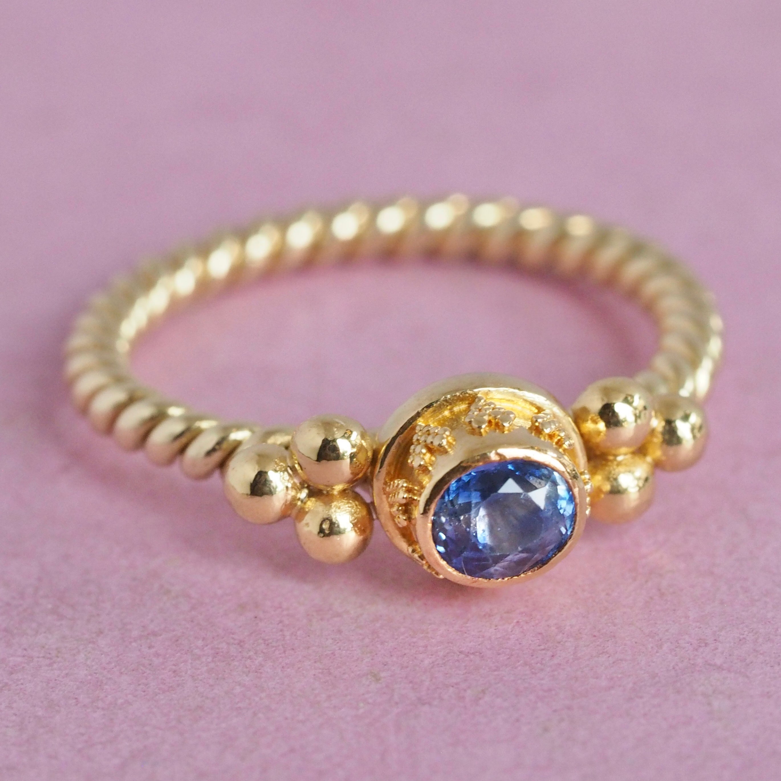 Estate Luna Felix 18k Gold Sapphire Twisted Rope Ring