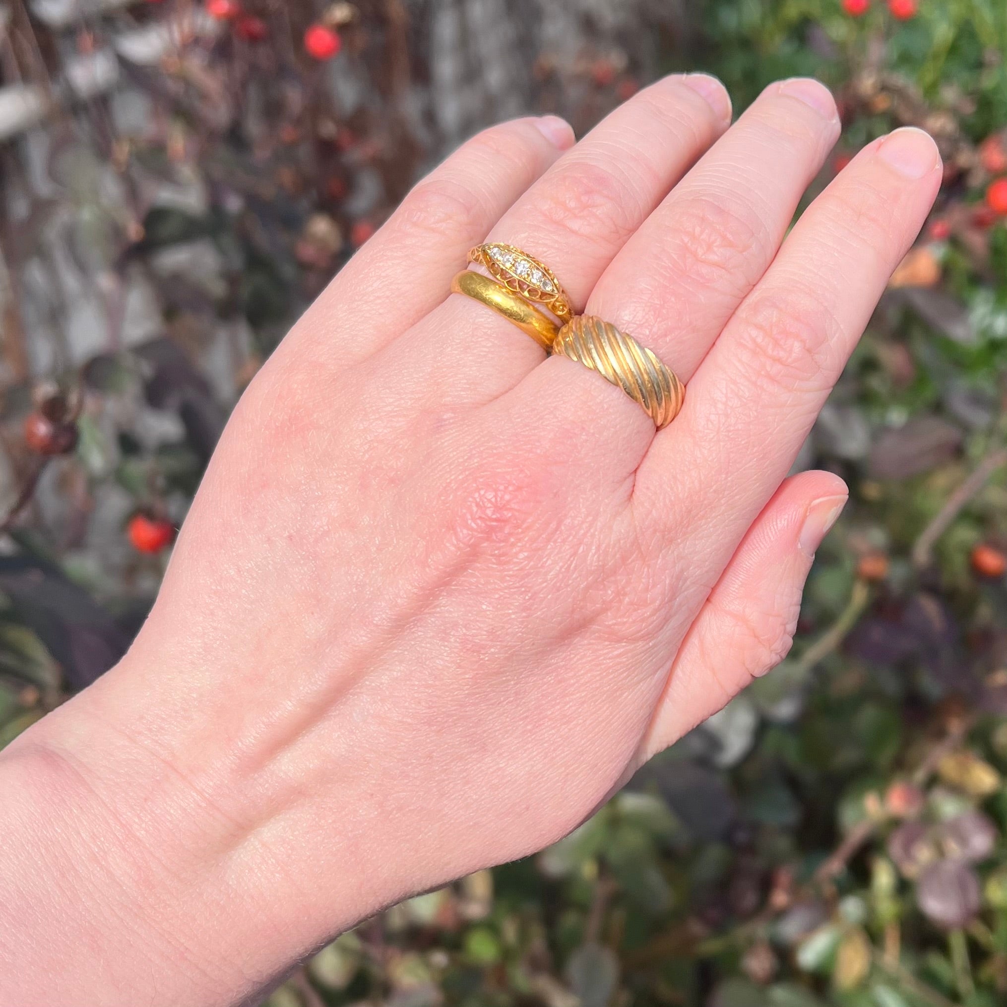 Antique c. 1921 English 18k Gold Five Stone Diamond Boat Ring