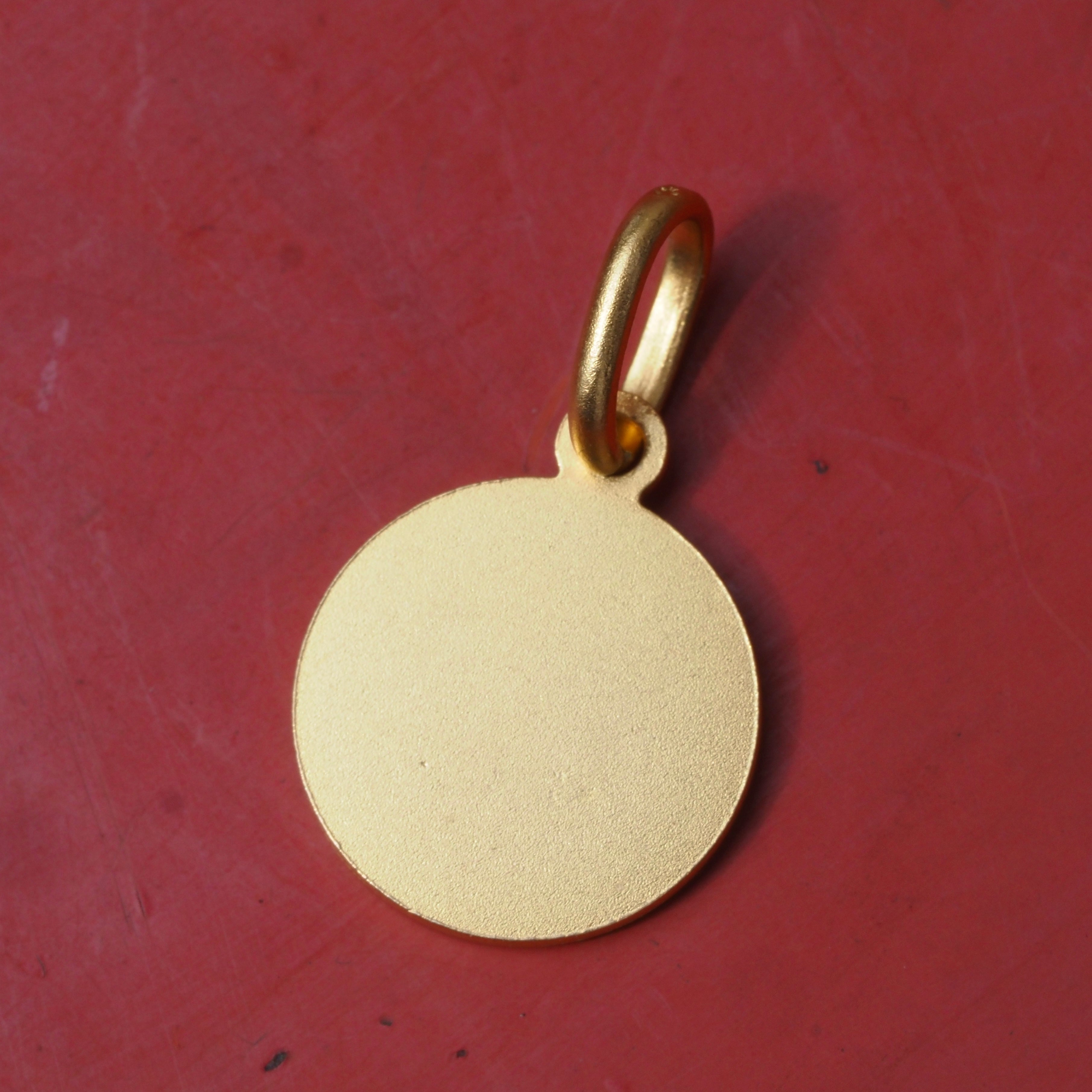 Vintage Italian Taurus 18k Gold Charm Pendant