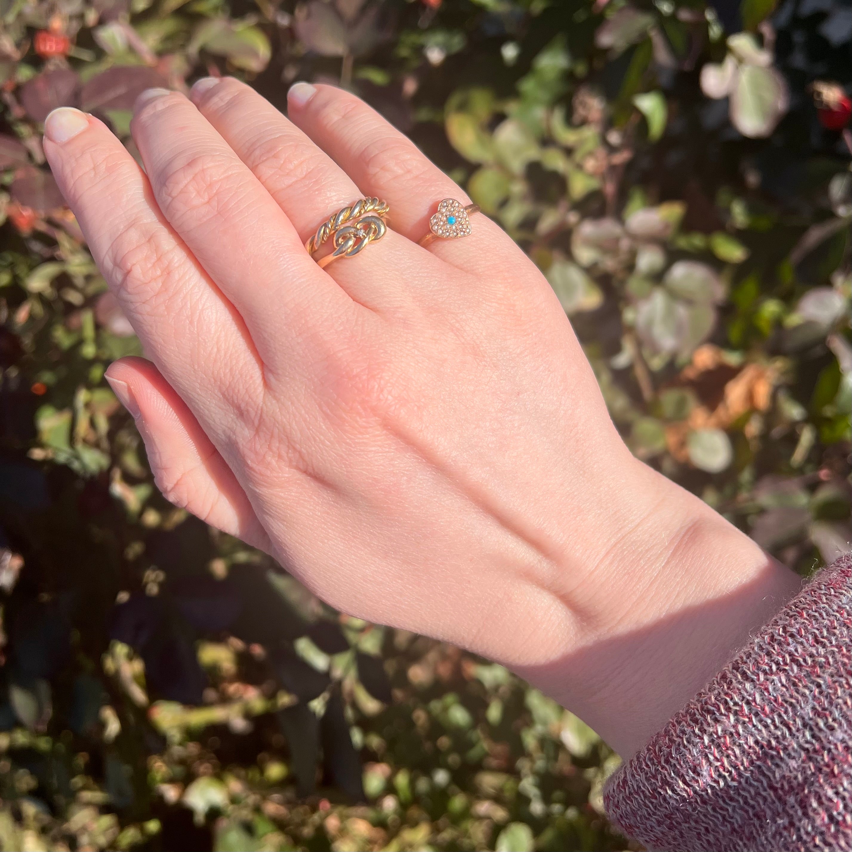 Vintage 10k Gold Tiny Diamond Knot Ring