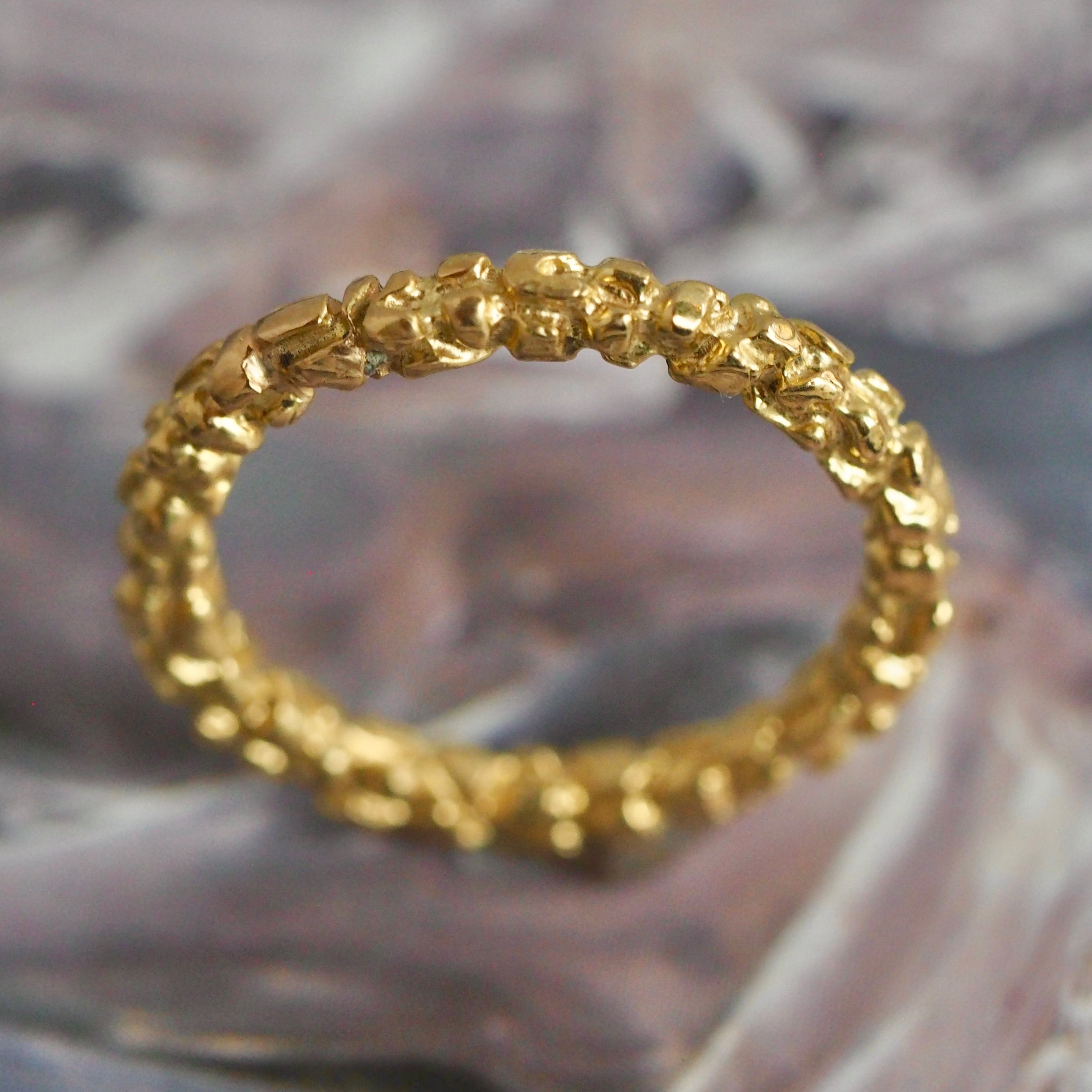 Vintage 18k Gold Nugget Band