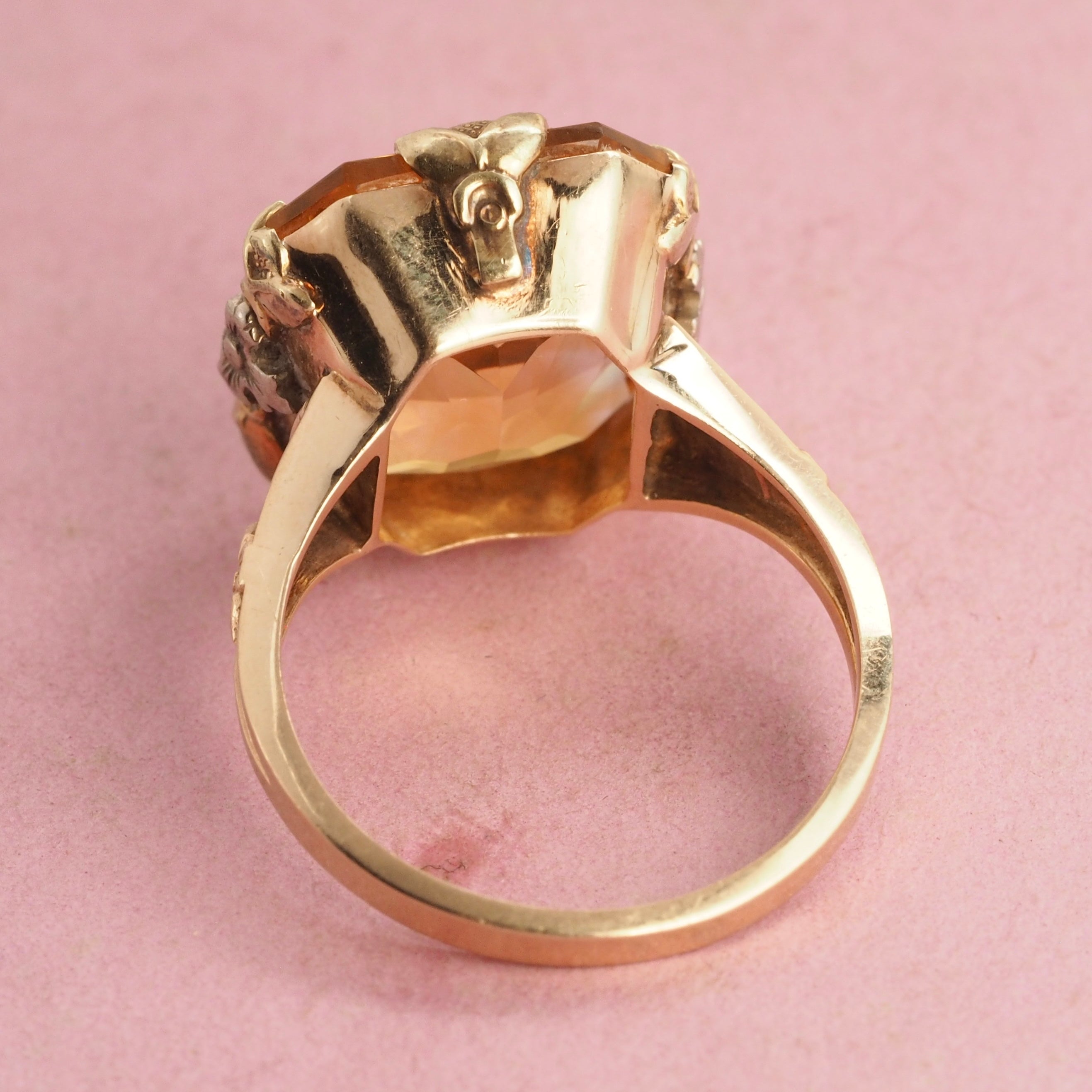 Late Art Deco 10k Gold Citrine Ring
