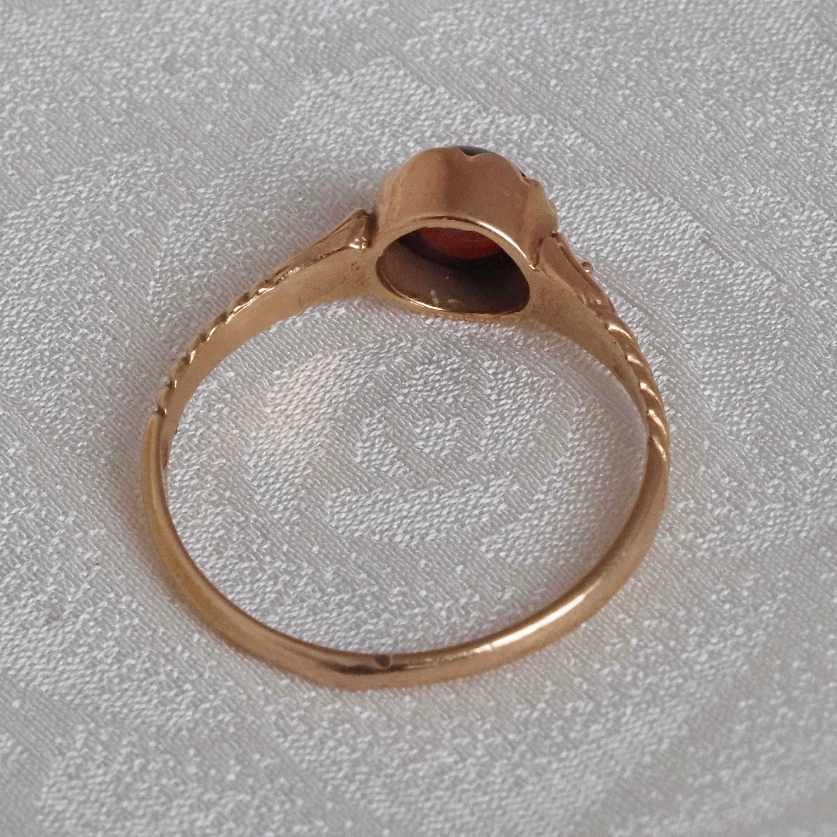 Antique Victorian Garnet 14k Gold Ring