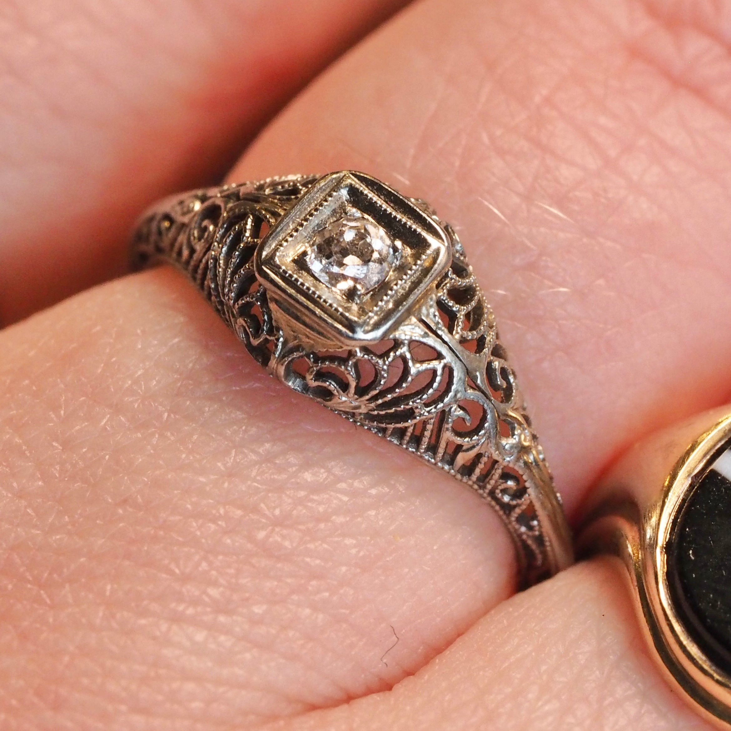 Art Deco 18k Gold Old Mine Cut Diamond Ring