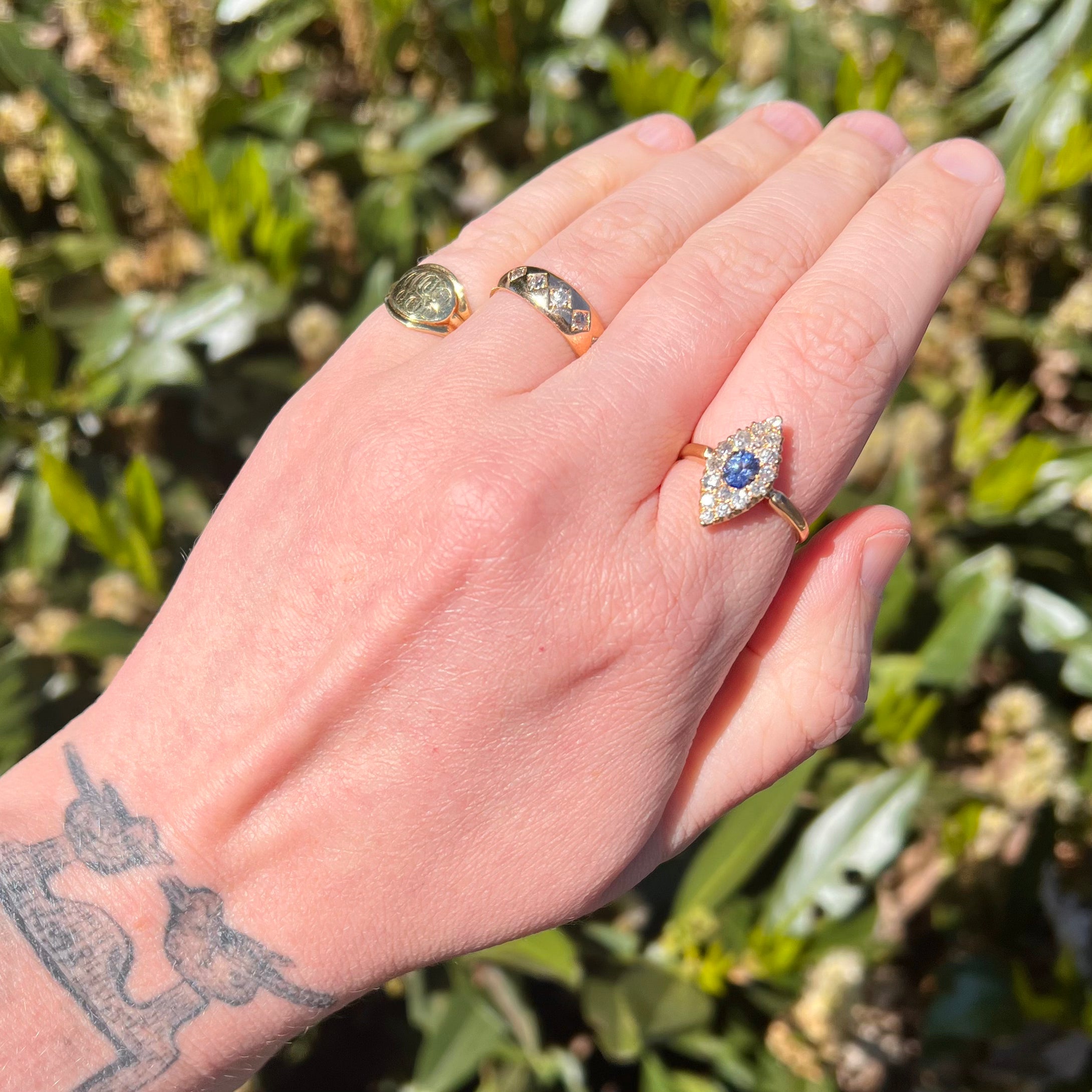 Antique Edwardian 18k Gold Natural Sapphire and Old Mine Cut Diamond Eye Ring