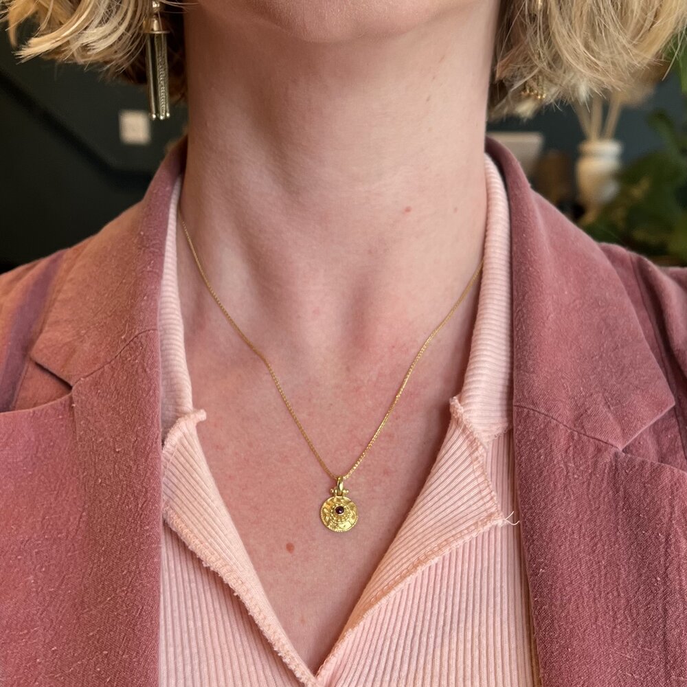 Vintage Italian 18k Gold Etruscan Style Ruby Pendant