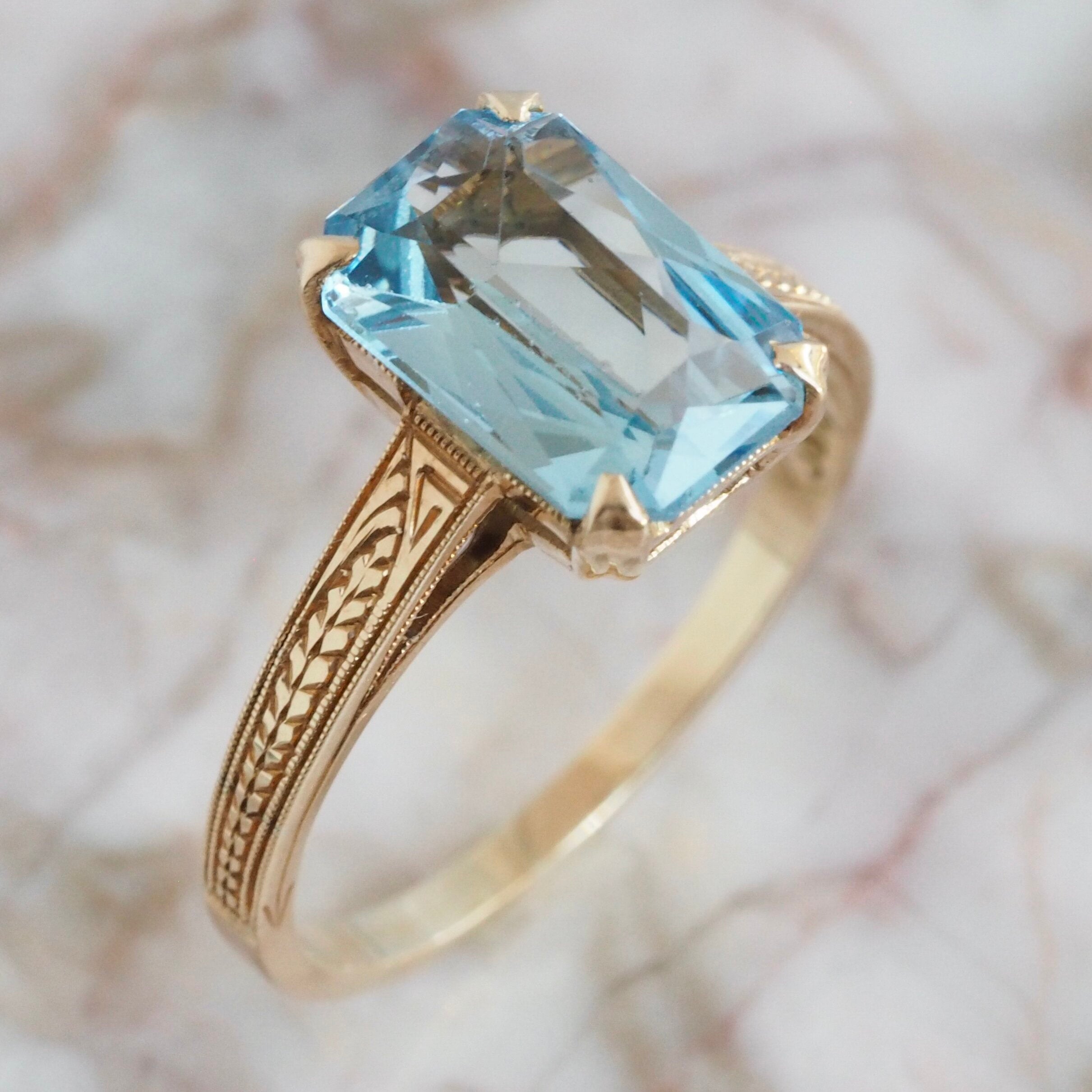 Art Deco 14k Gold Natural Blue Topaz Ring