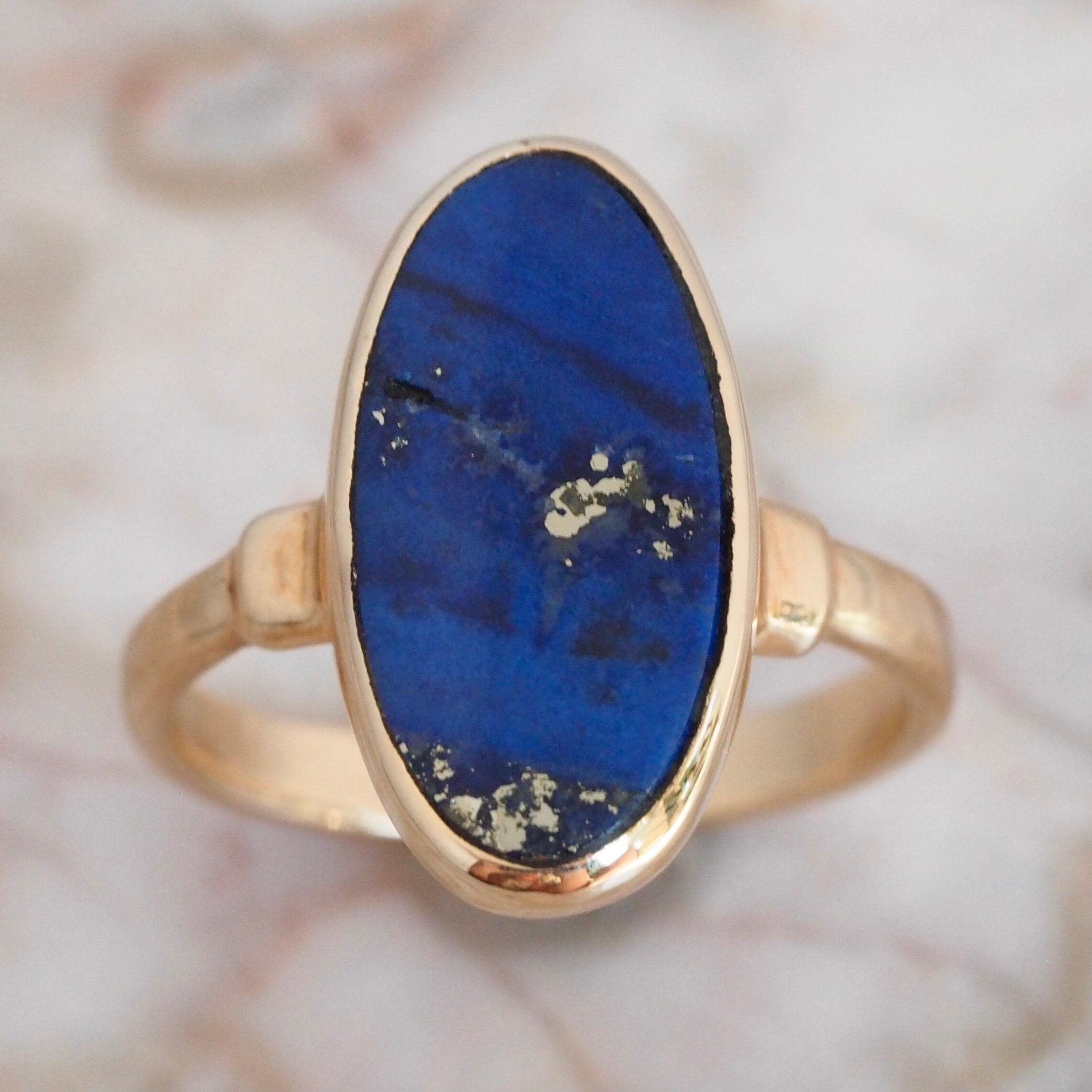 Vintage 14k Gold Lapis Ring