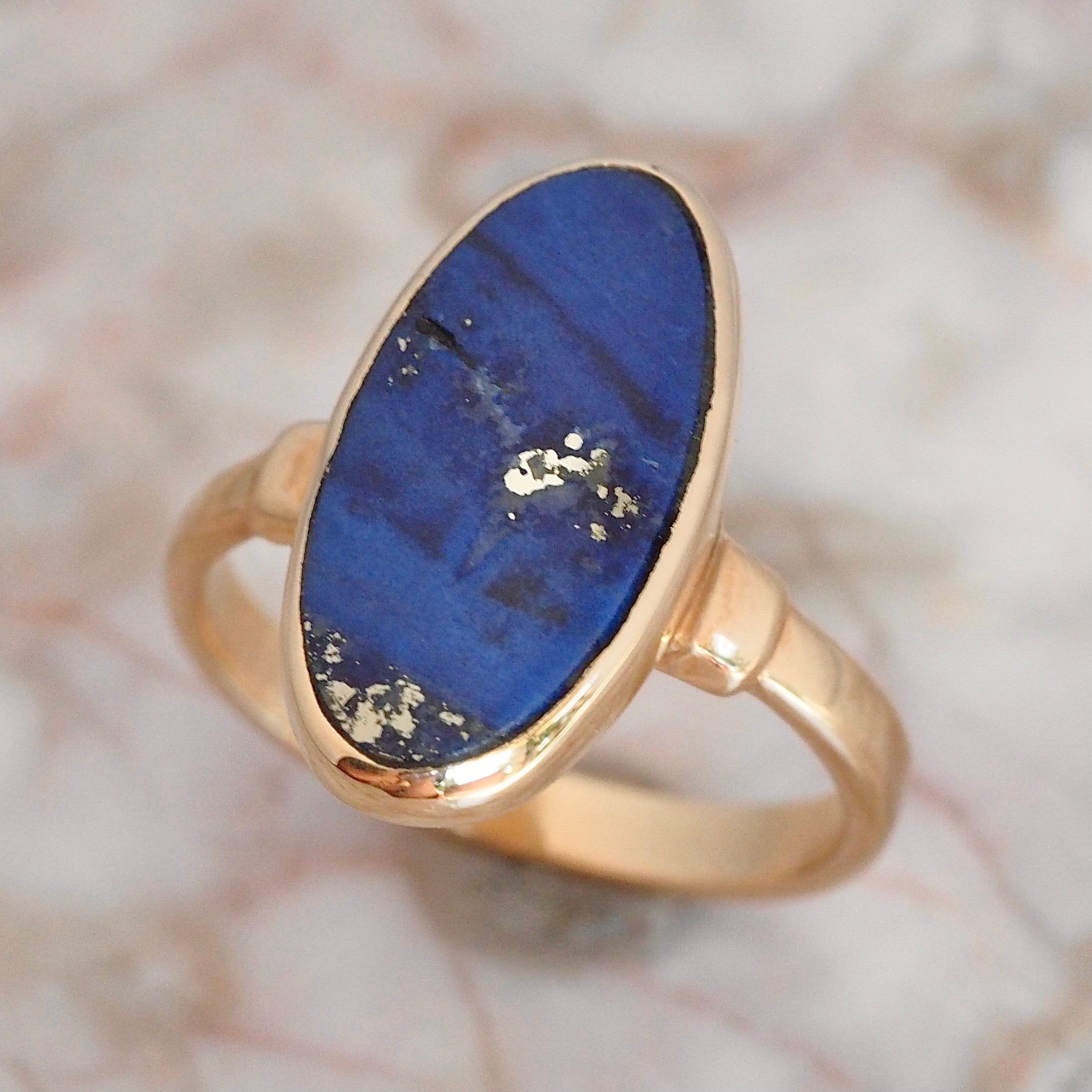 Vintage 14k Gold Lapis Ring