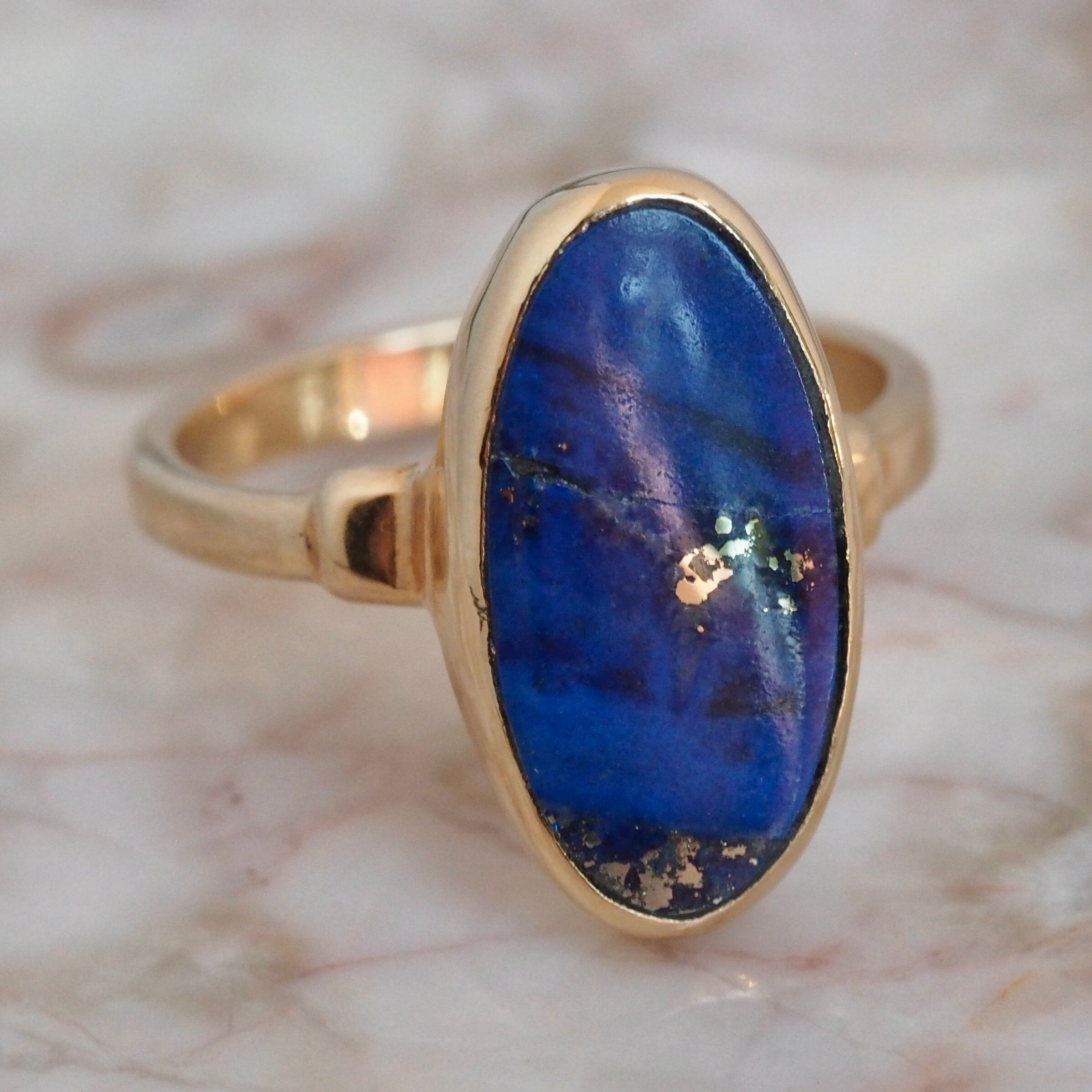 Vintage 14k Gold Lapis Ring