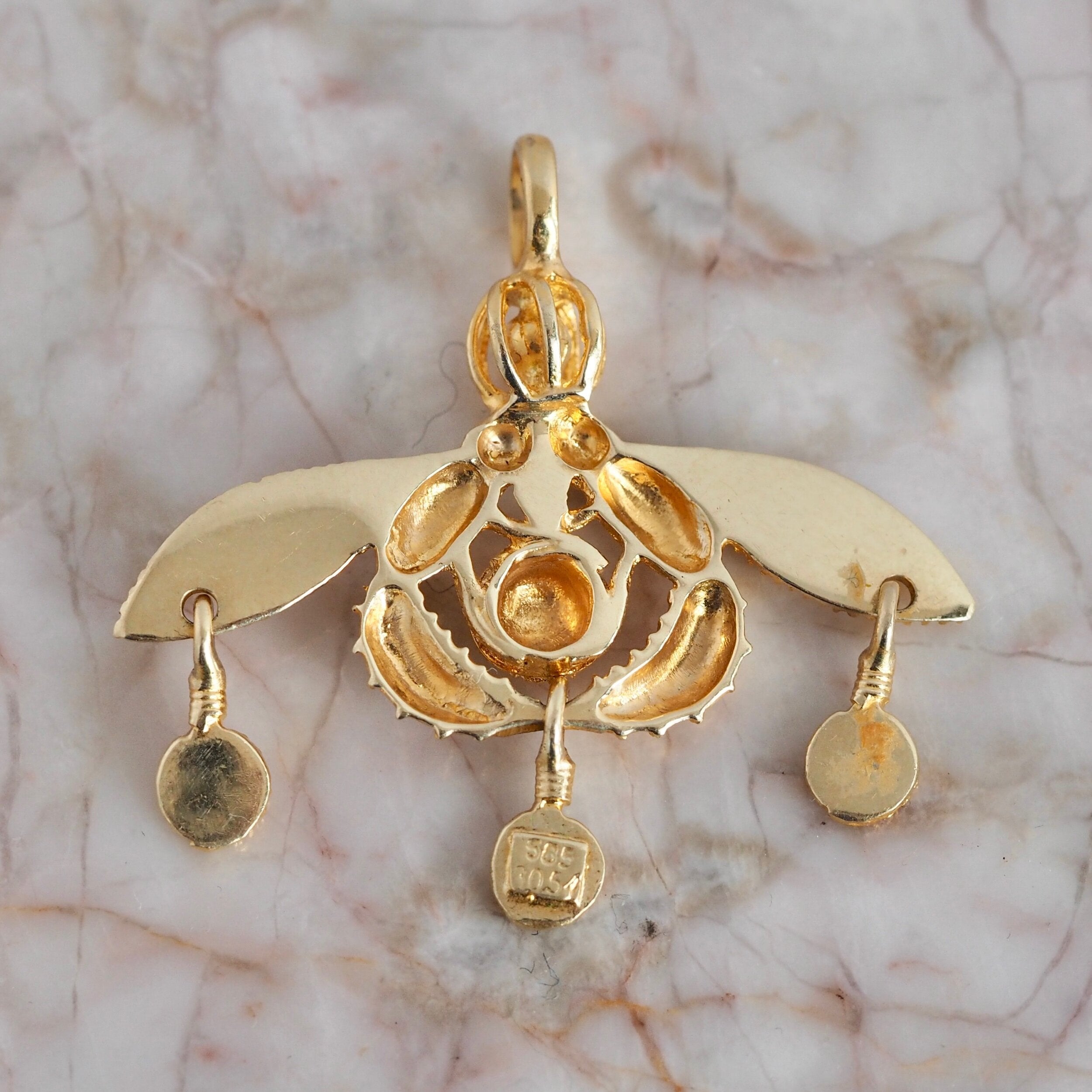 Vintage 14k Gold Malia Bee Pendant