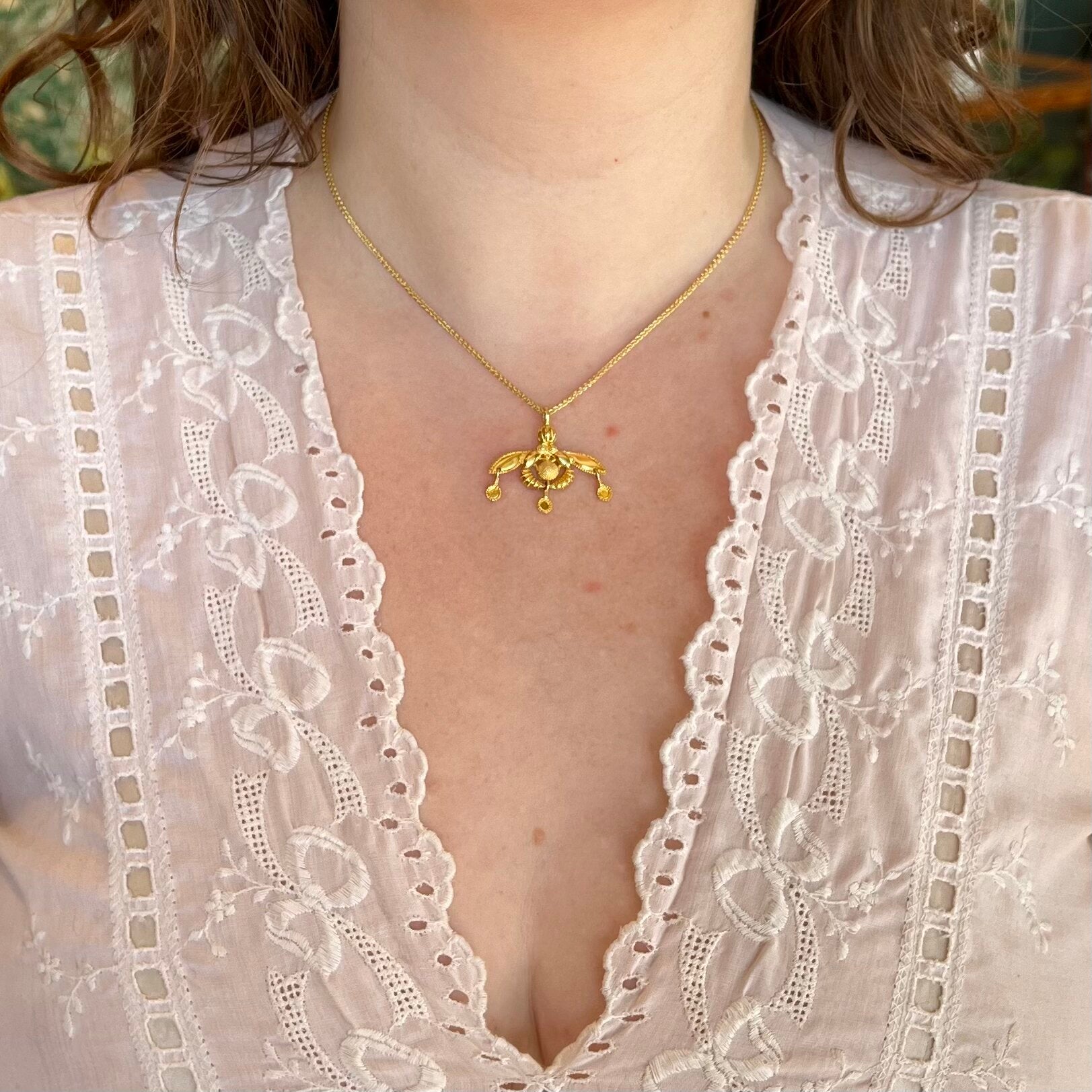 Vintage 14k Gold Malia Bee Pendant