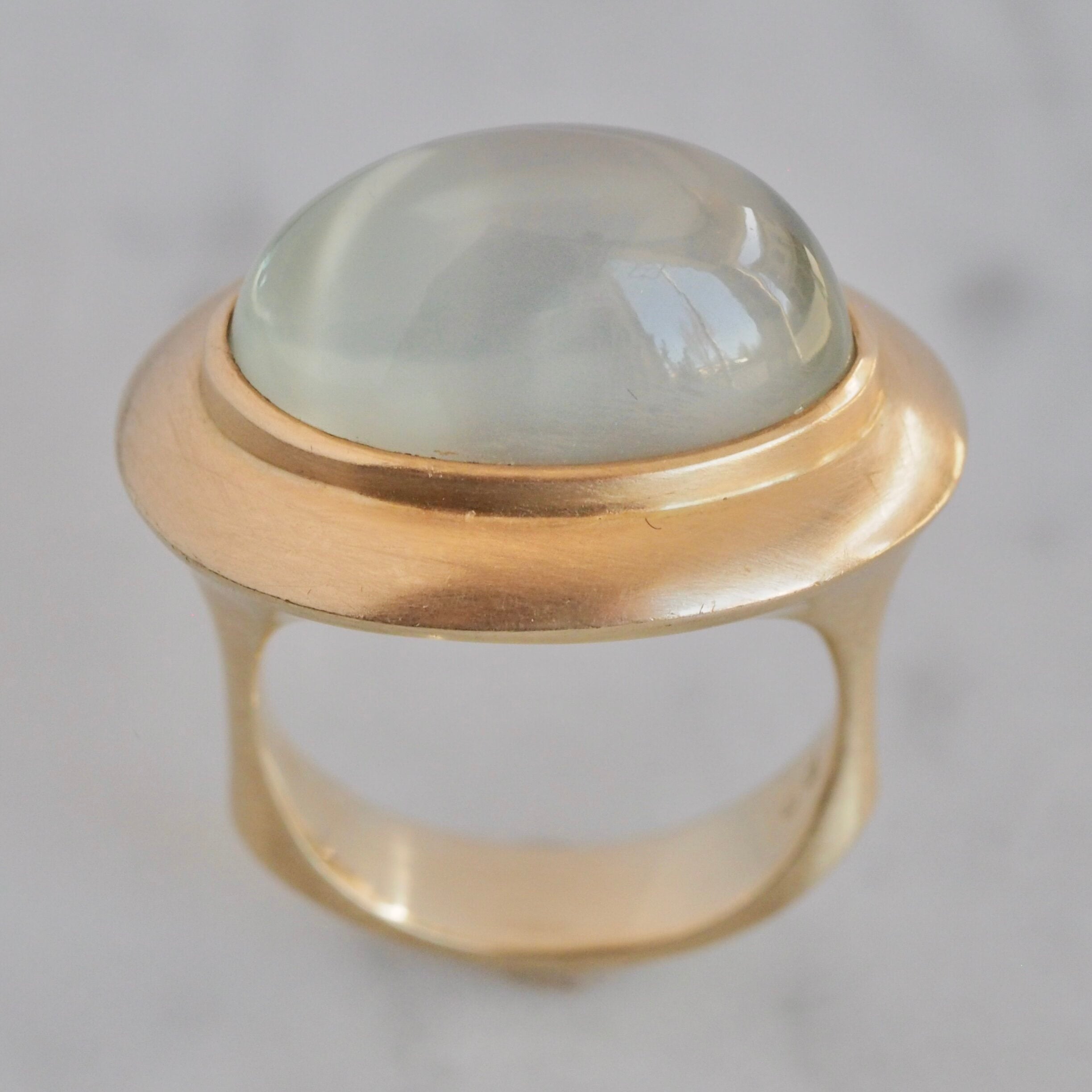 Vintage 14k Gold Moonstone Ring